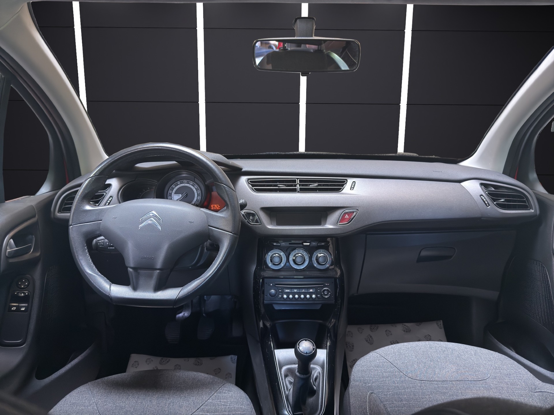 CITROEN C3 1.2i Feel Edition-image-7