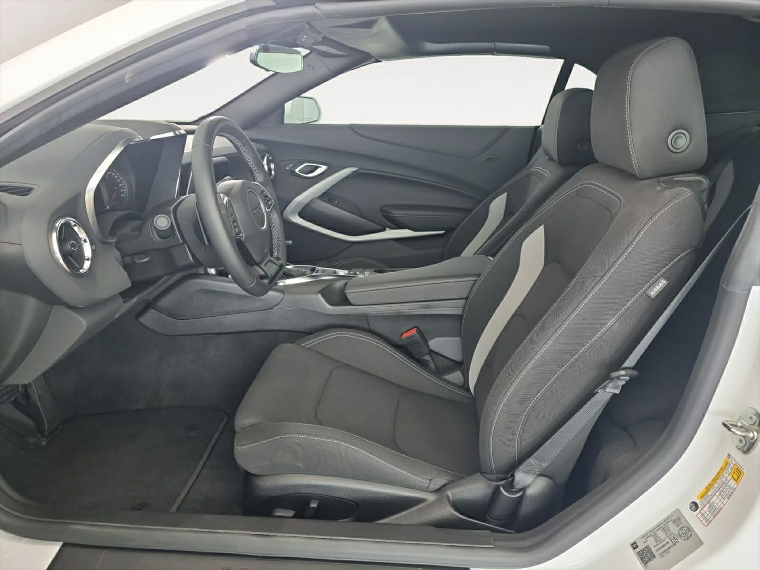 CHEVROLET Camaro 2.0L DI I4 Turbo 1LT Convertible-image-4