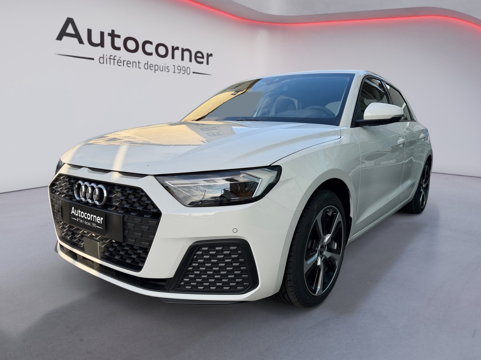 AUDI A1 Sportback 30 TFSI Attraction S-tronic-showroom-element-1