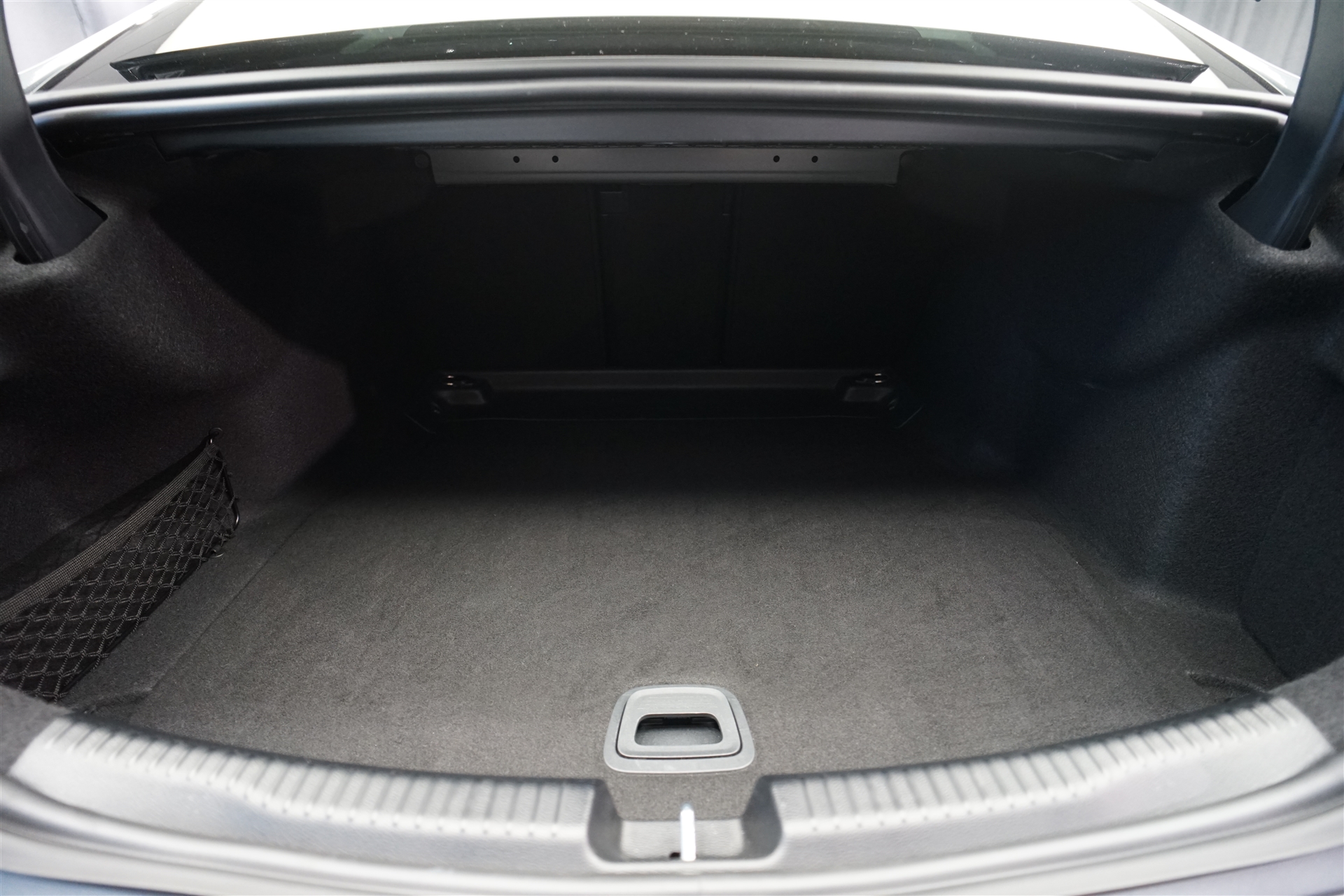 MERCEDES-BENZ C 200 4Matic AMG Line *CH-Fahrzeug* *Assistenzpaket* *Keyless*-image-18