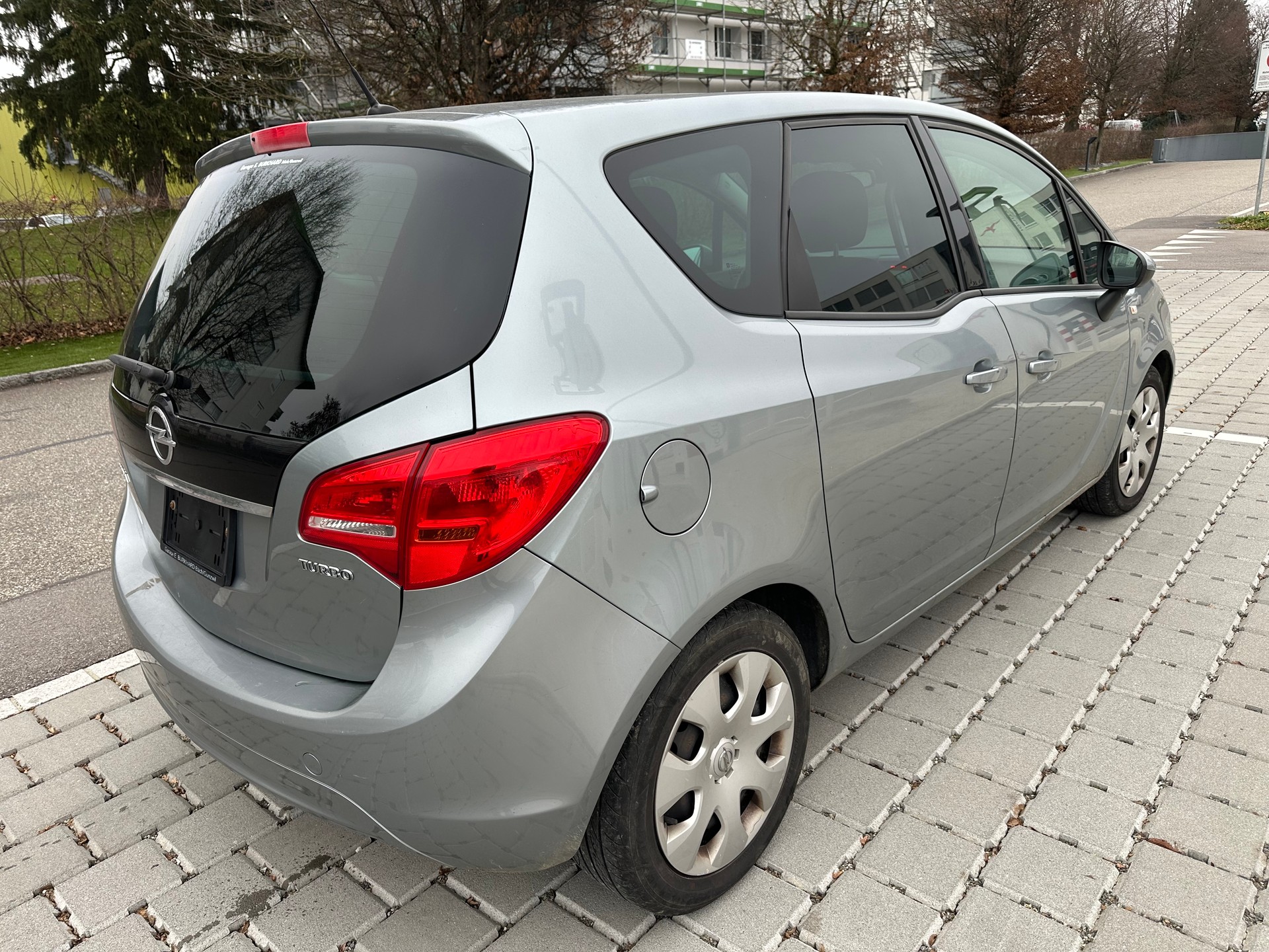 OPEL Meriva 1.4 Turbo Cosmo-image-3