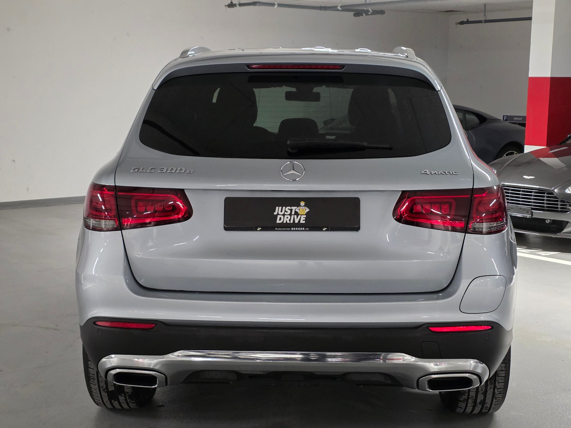 MERCEDES-BENZ GLC 300 e 4Matic 9G-Tronic-image-4