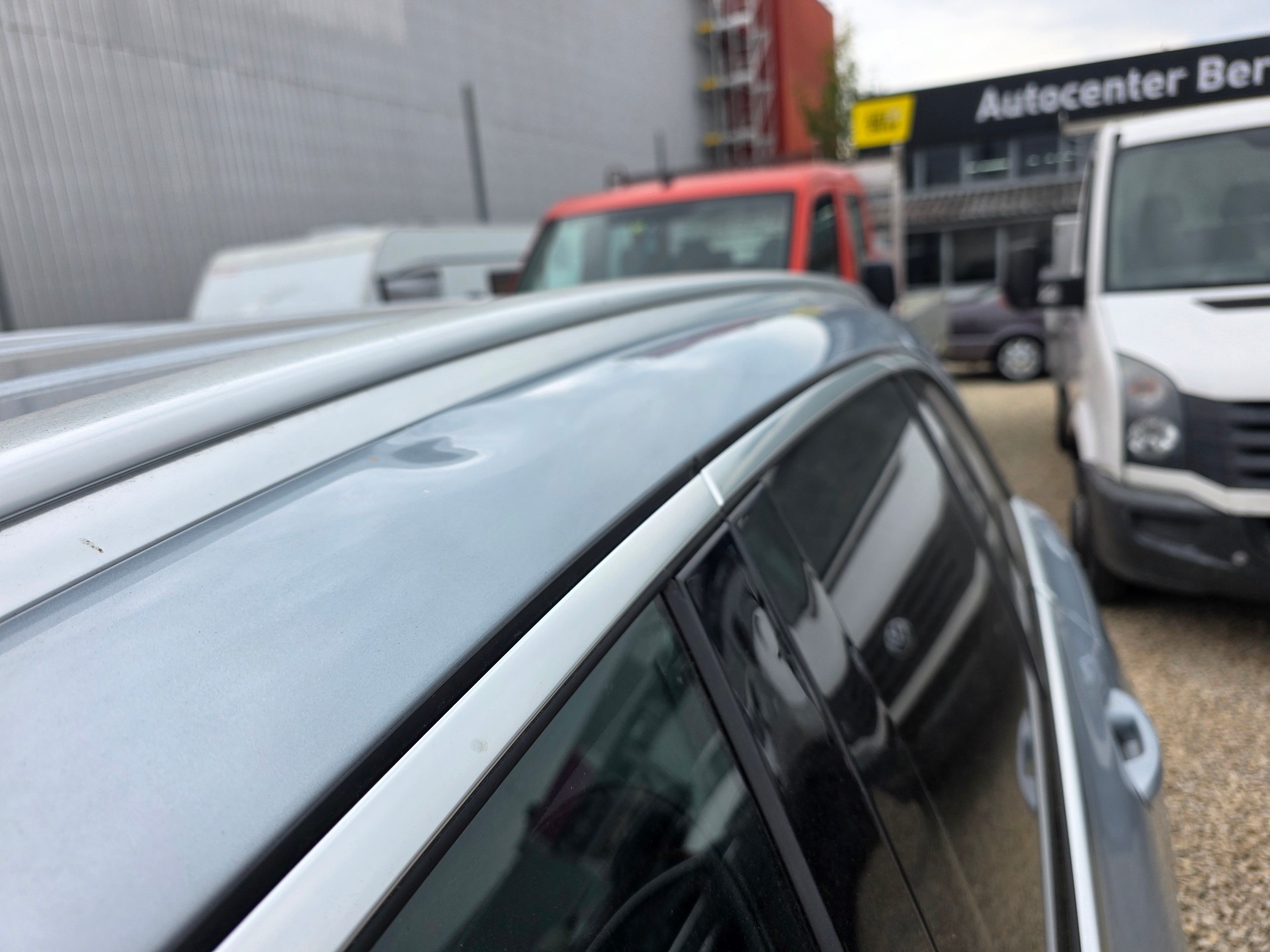 MERCEDES-BENZ GLC 300 e 4Matic 9G-Tronic-image-19