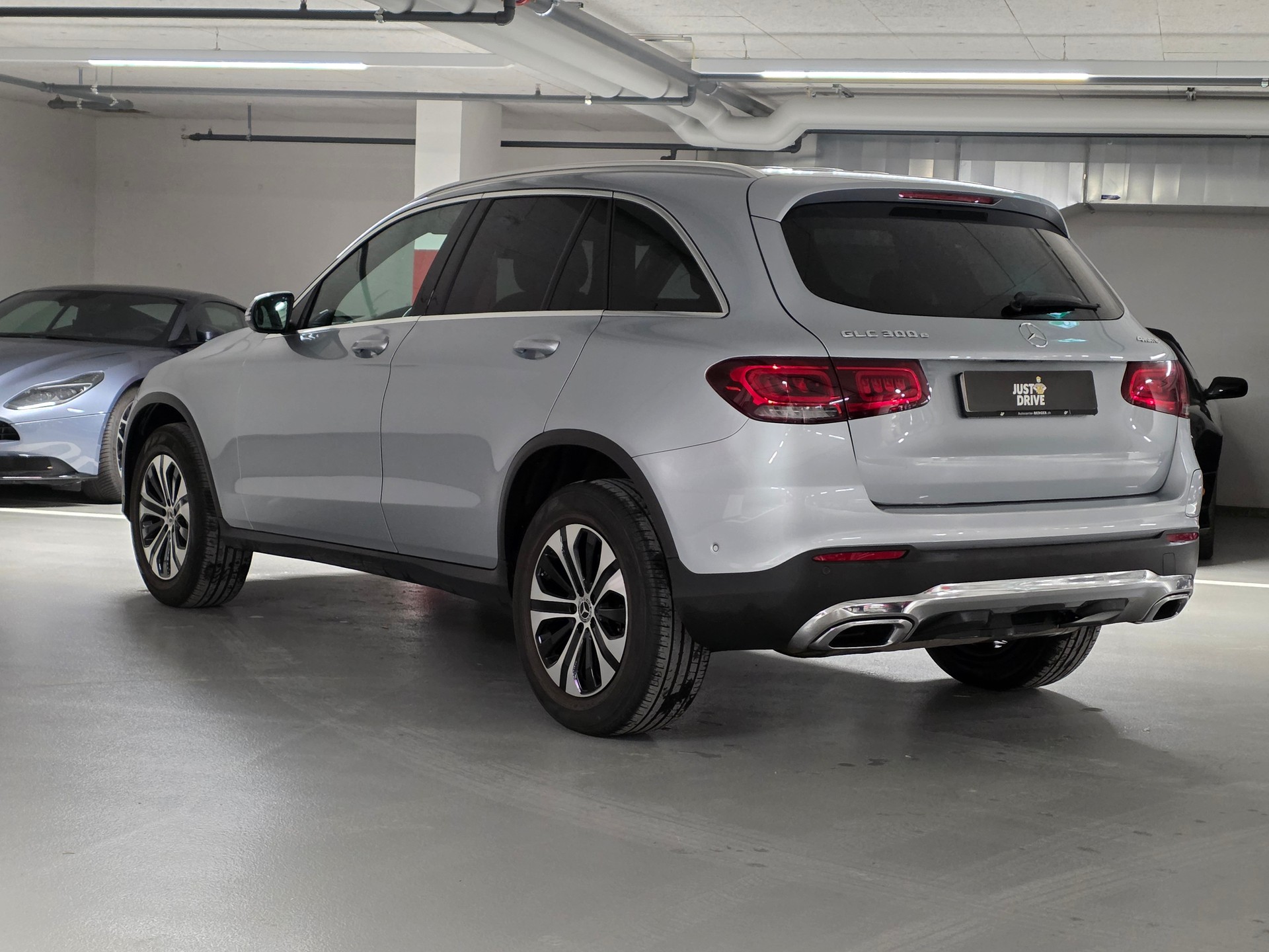 MERCEDES-BENZ GLC 300 e 4Matic 9G-Tronic-image-5