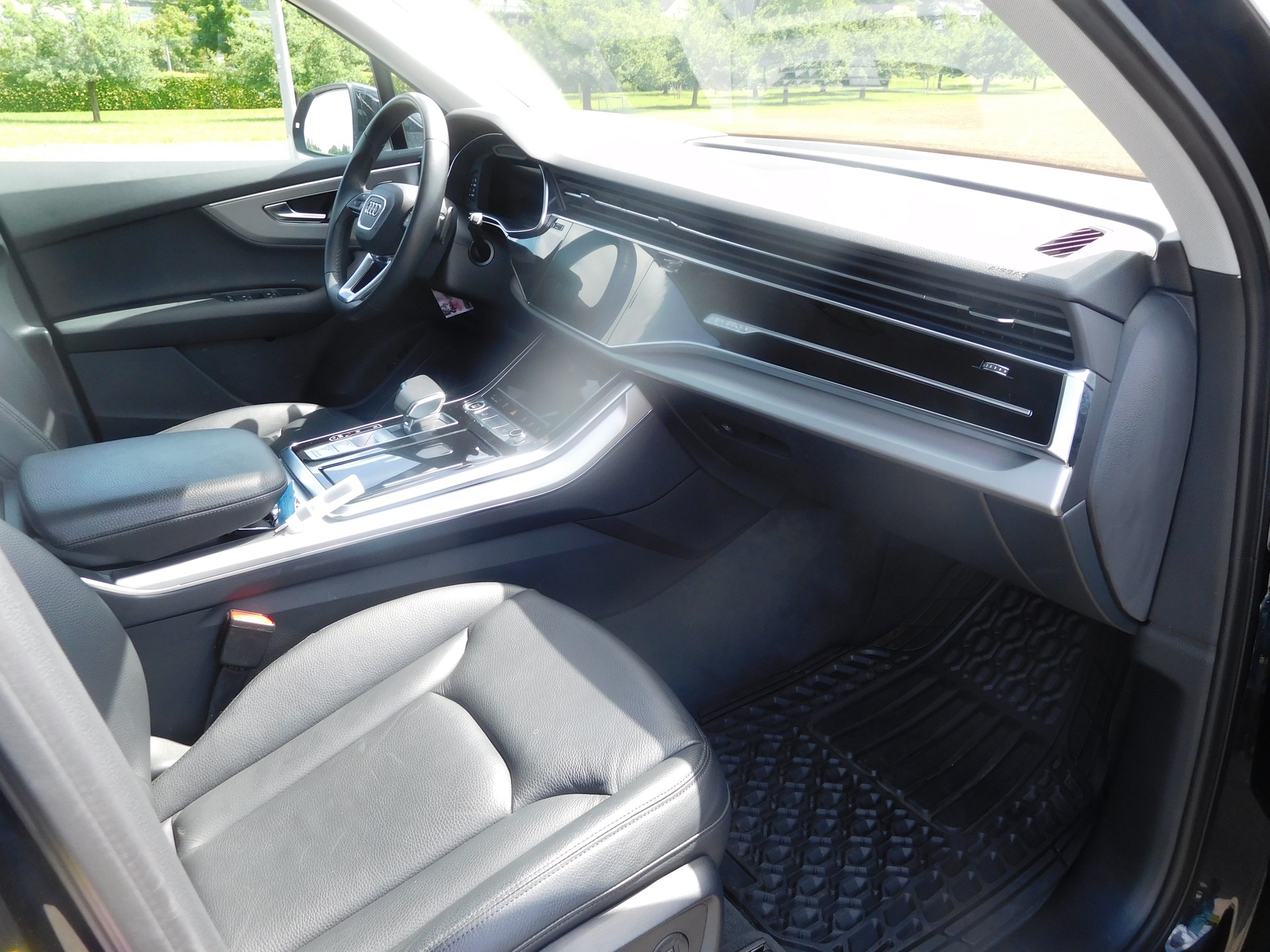 AUDI Q7 50 TDI quattro S Line tiptronic-image-14
