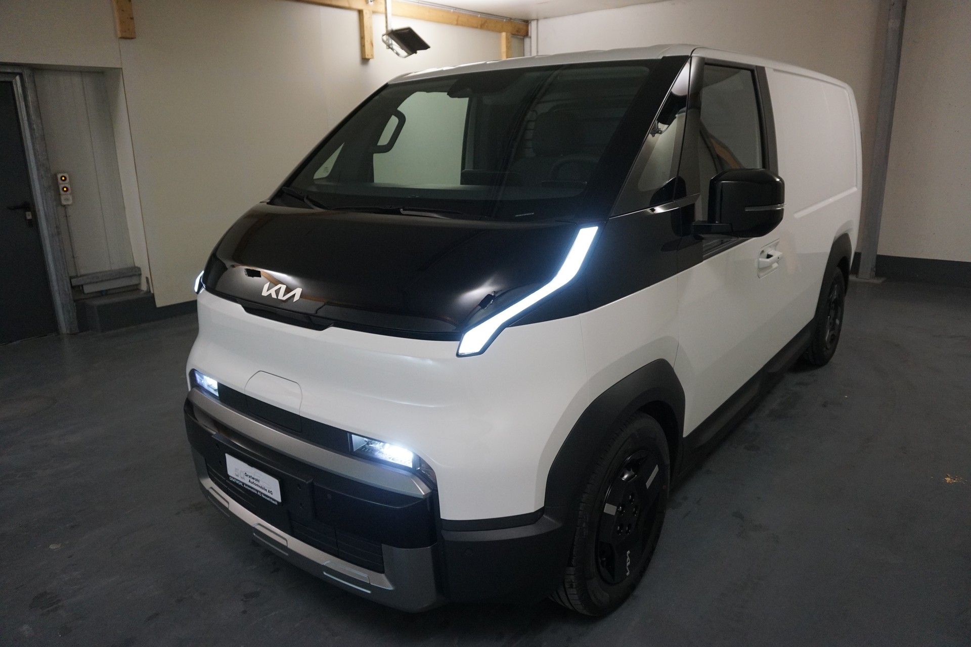 KIA PV5 Cargo Essential