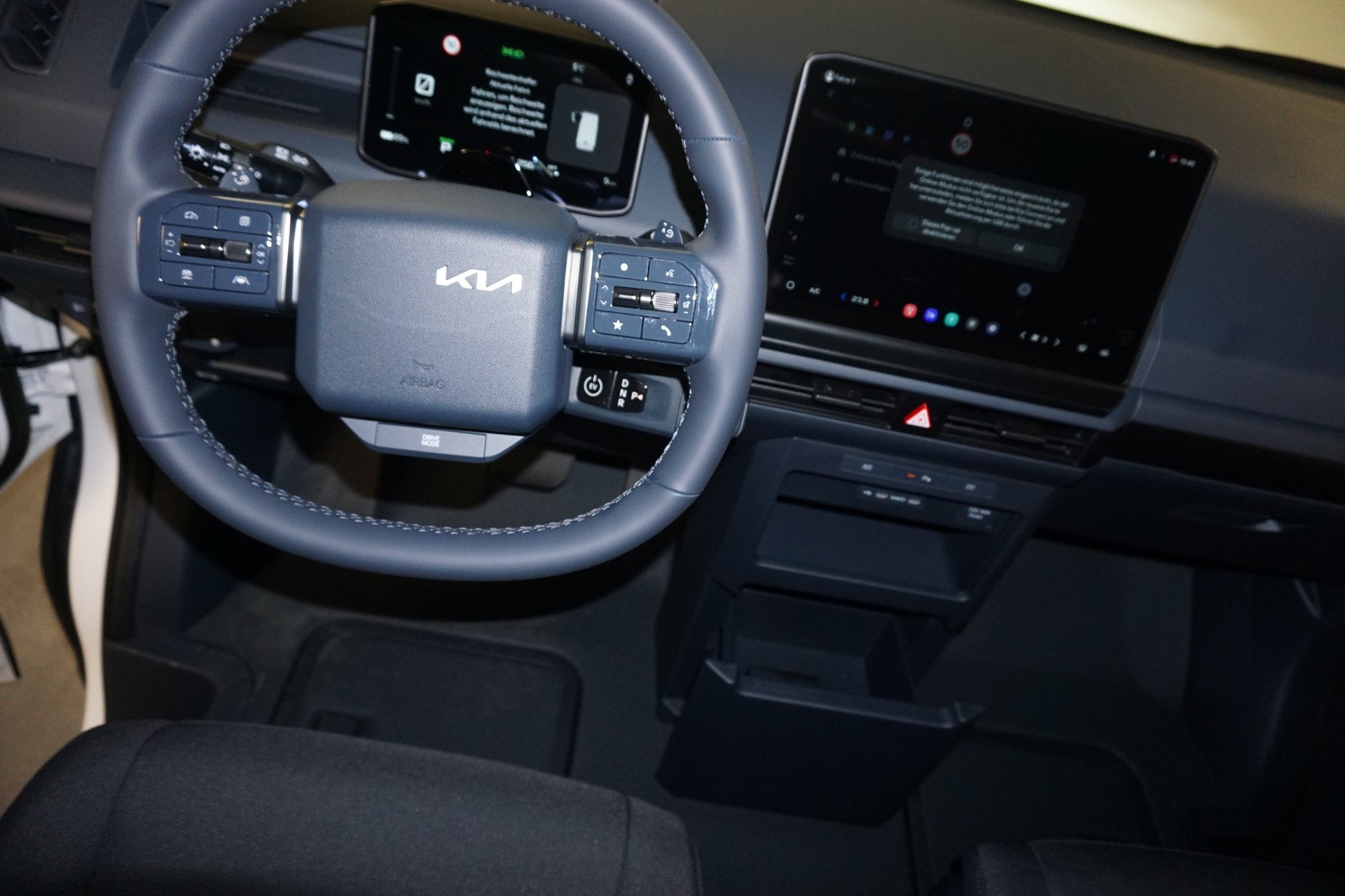 KIA PV5 Cargo Essential-image-14