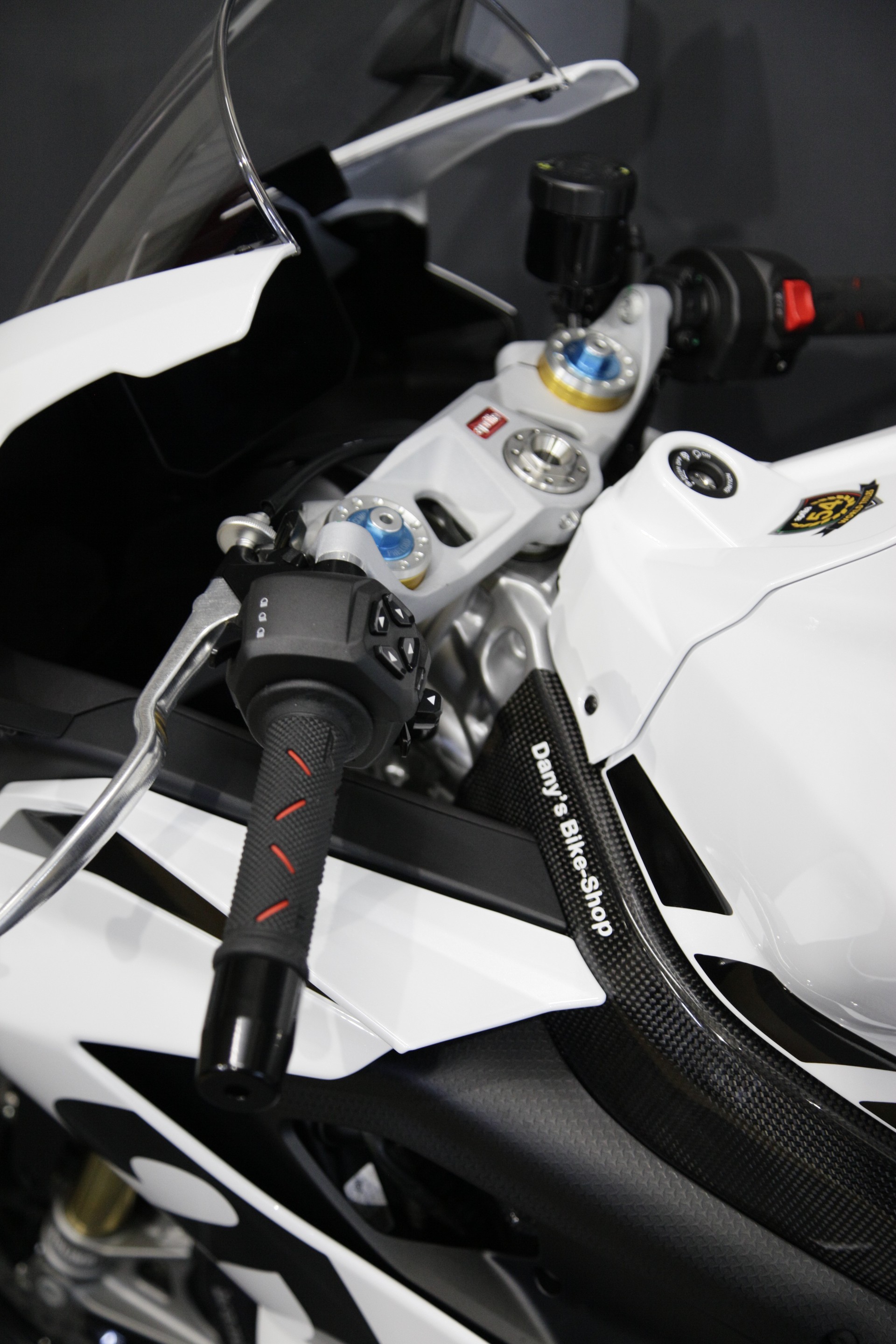 APRILIA RS 660 Factory White Edition E5+ (105ps)-image-6