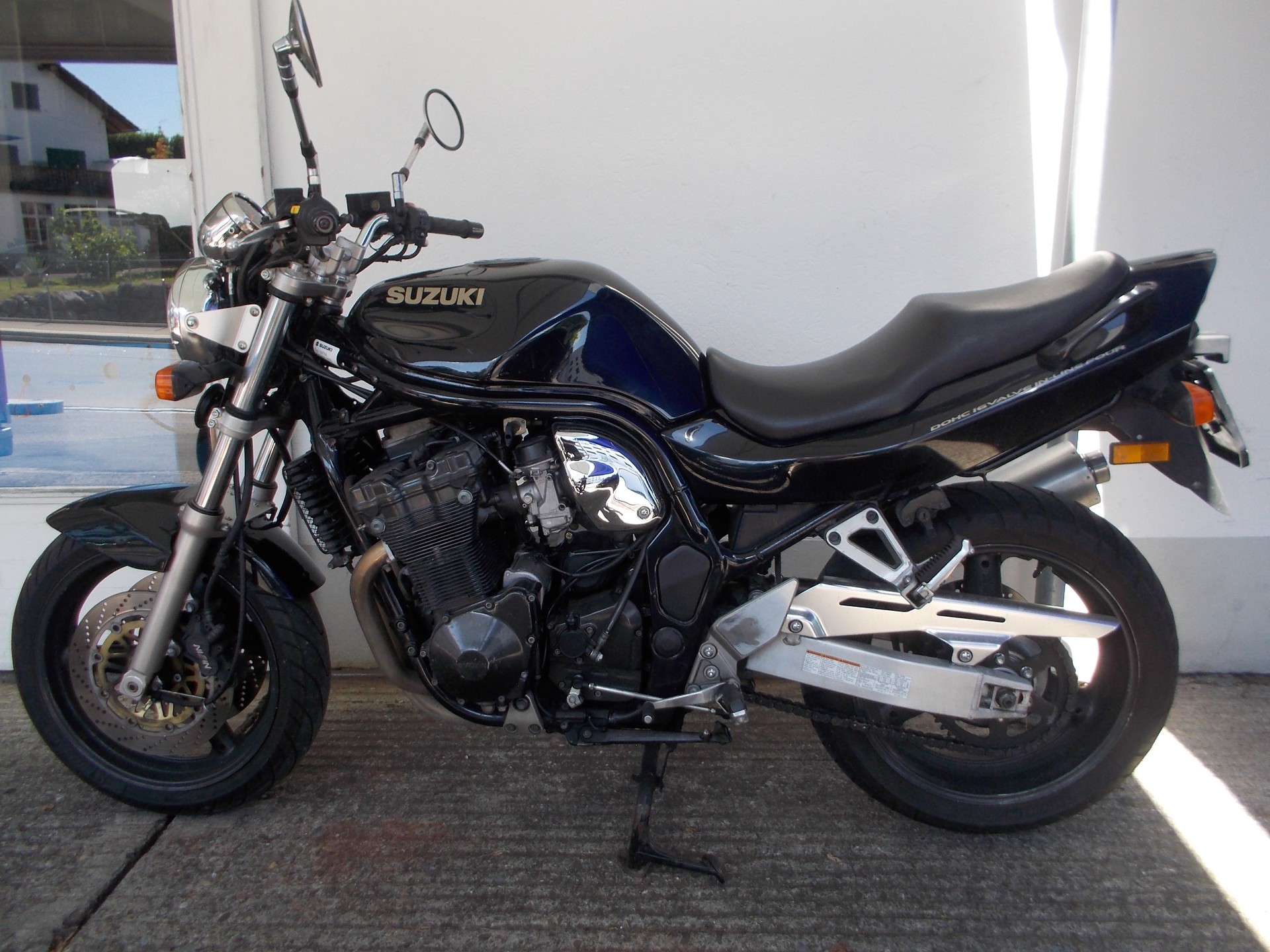 SUZUKI GSF 1200 S Bandit-image-2