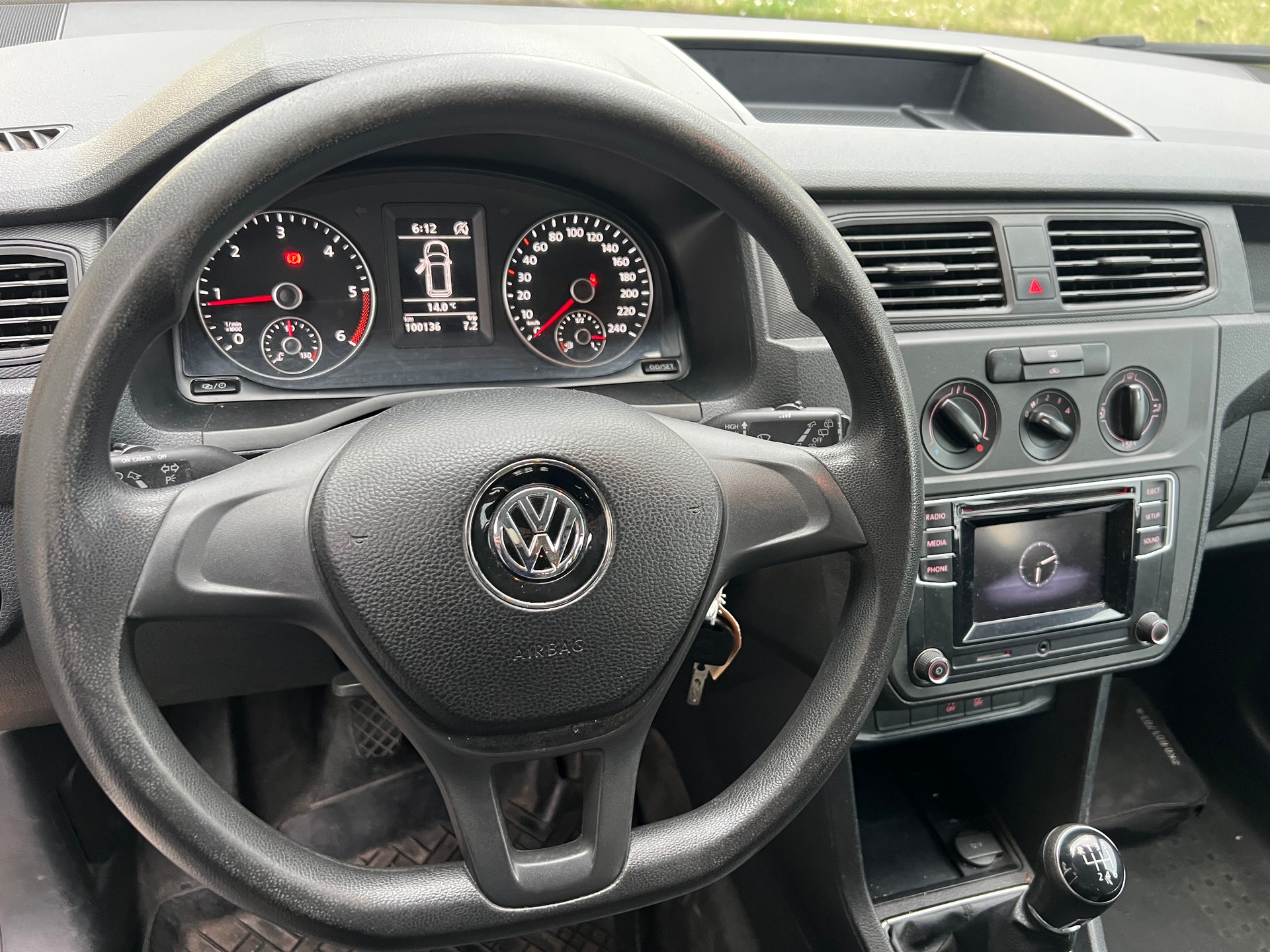 VW Caddy 2.0TDI 4Motion BlueMotion Technology-image-9