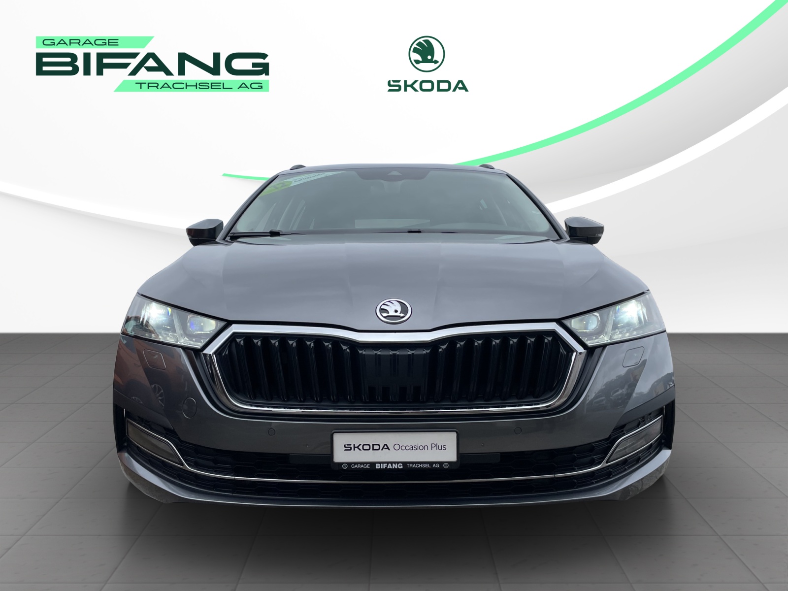 SKODA Octavia Combi 2.0 TDI DSG Style 4x4-showroom-element-1
