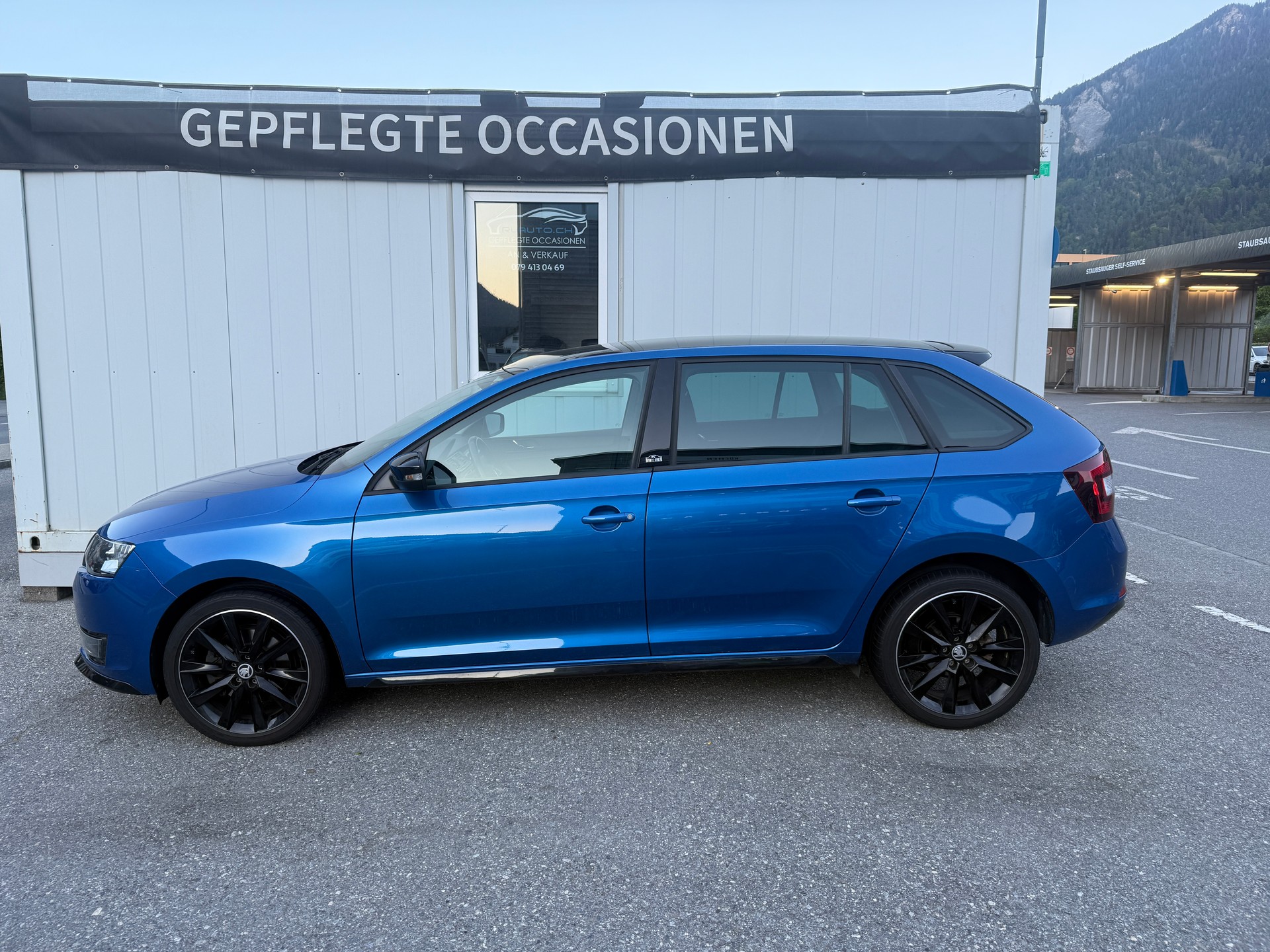 SKODA Rapid Spaceback 1.2 TSI Monte Carlo *PANORAMADACH*DAB*NAVI*BLUETOOTH*MFK FRISCH*-image-7