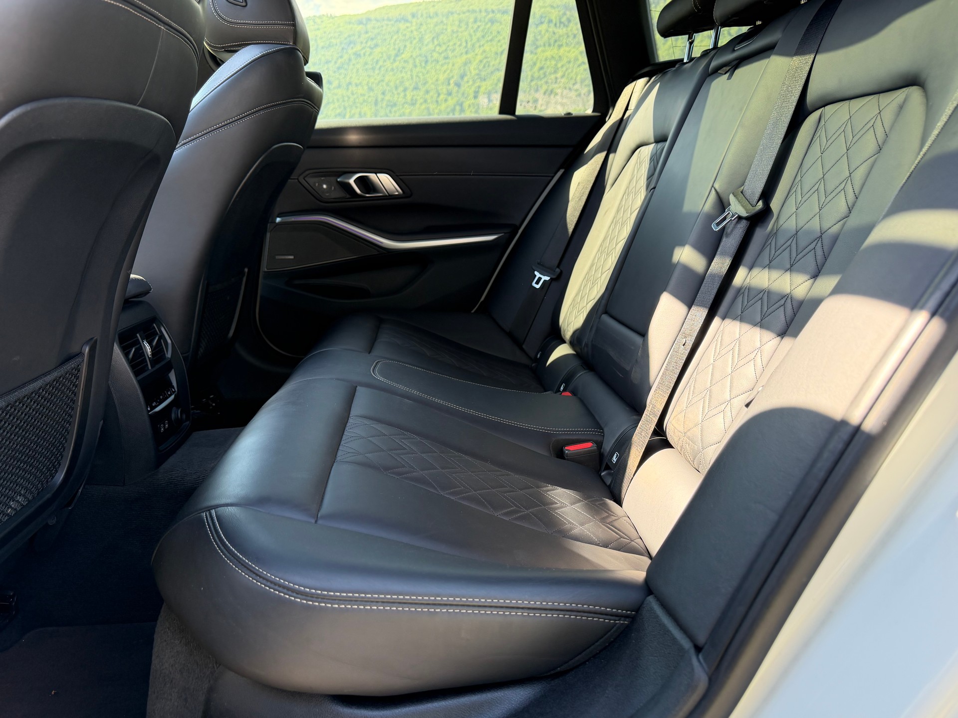 BMW "M340i X-DRIVE KOMBI M-SPORT" BMW GARANTIE !! AB MFK AB SERVICE MIT AHK 1800 KG ZUGLAST. KM 61`000. TOP AUSSTATTUNG !!-image-36