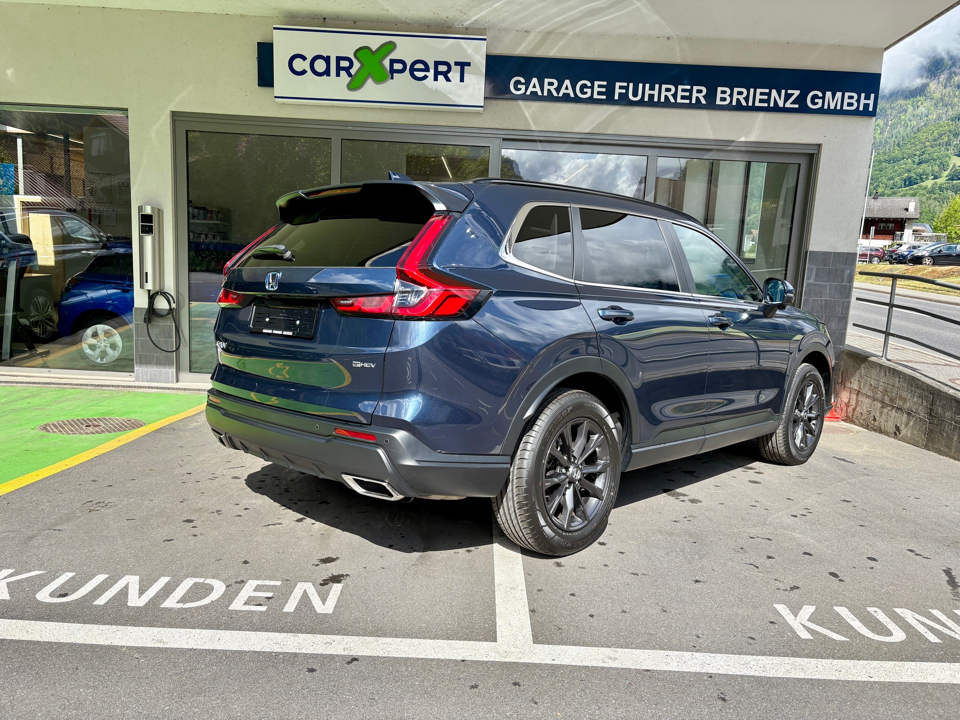 HONDA CR-V 2.0i MMD Hybrid Elegance 4WD Automatic-image-4