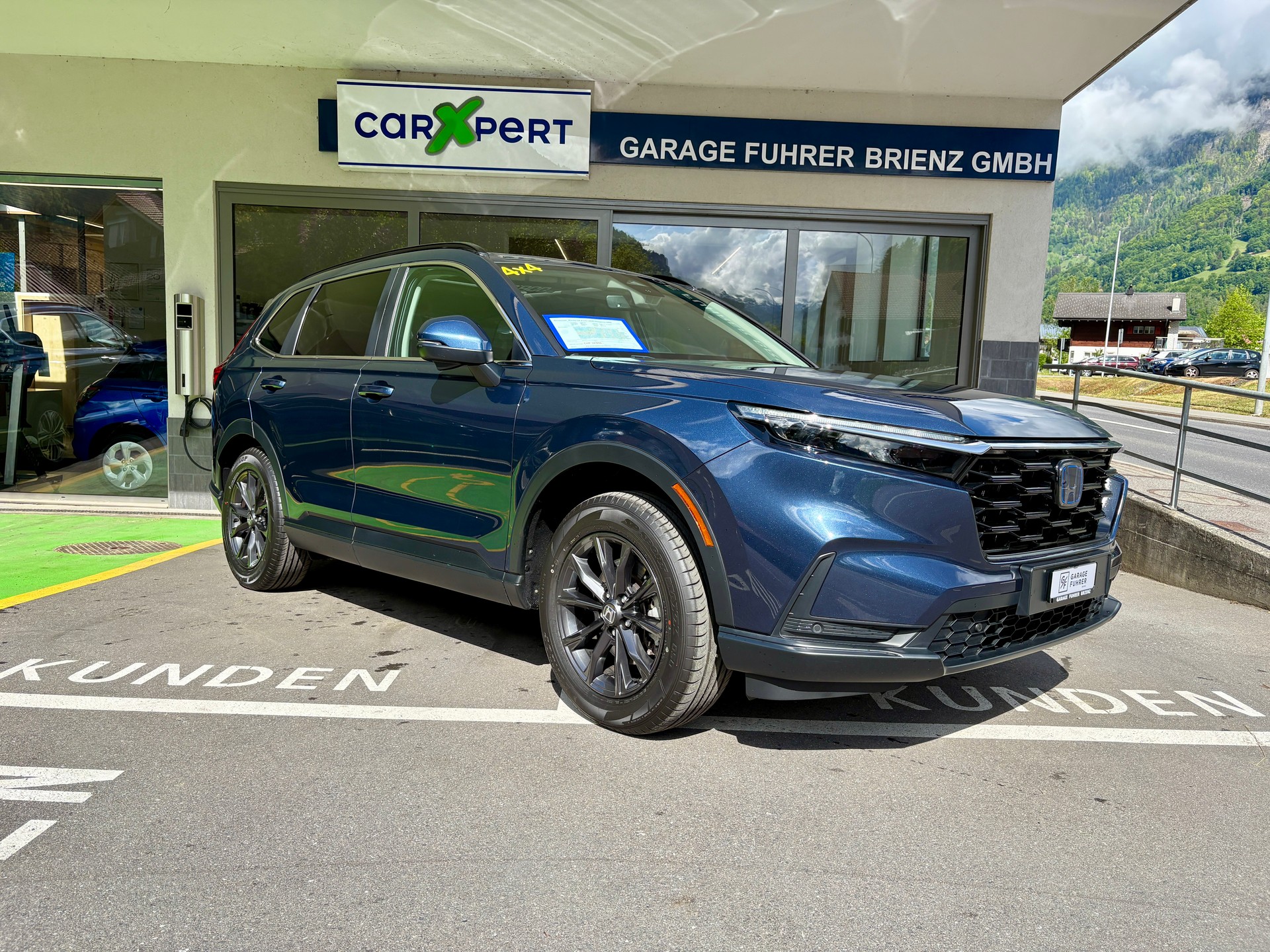 HONDA CR-V 2.0i MMD Hybrid Elegance 4WD Automatic-image-6