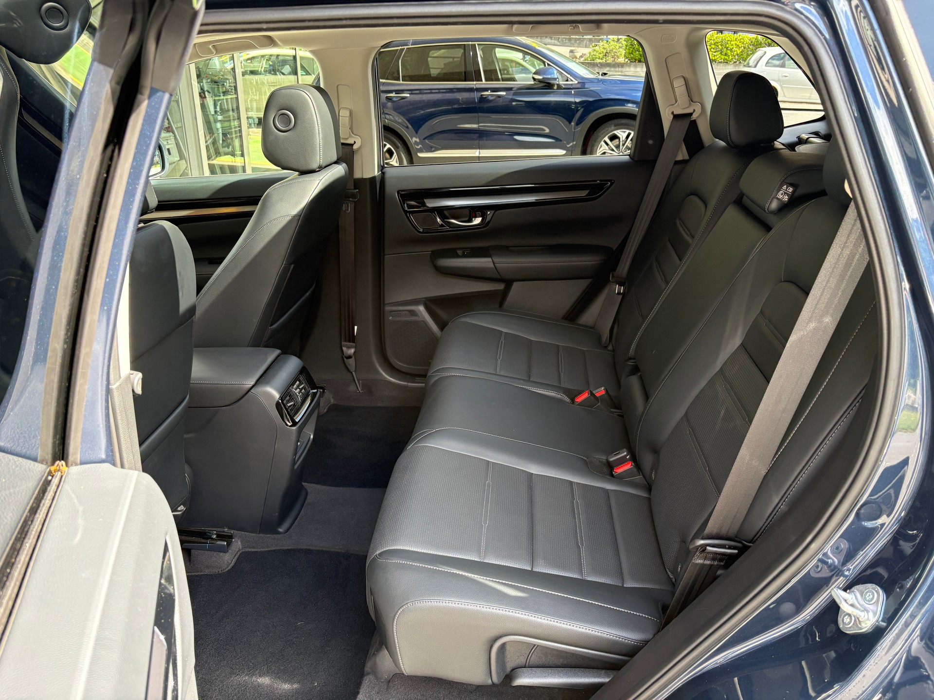 HONDA CR-V 2.0i MMD Hybrid Elegance 4WD Automatic-image-9