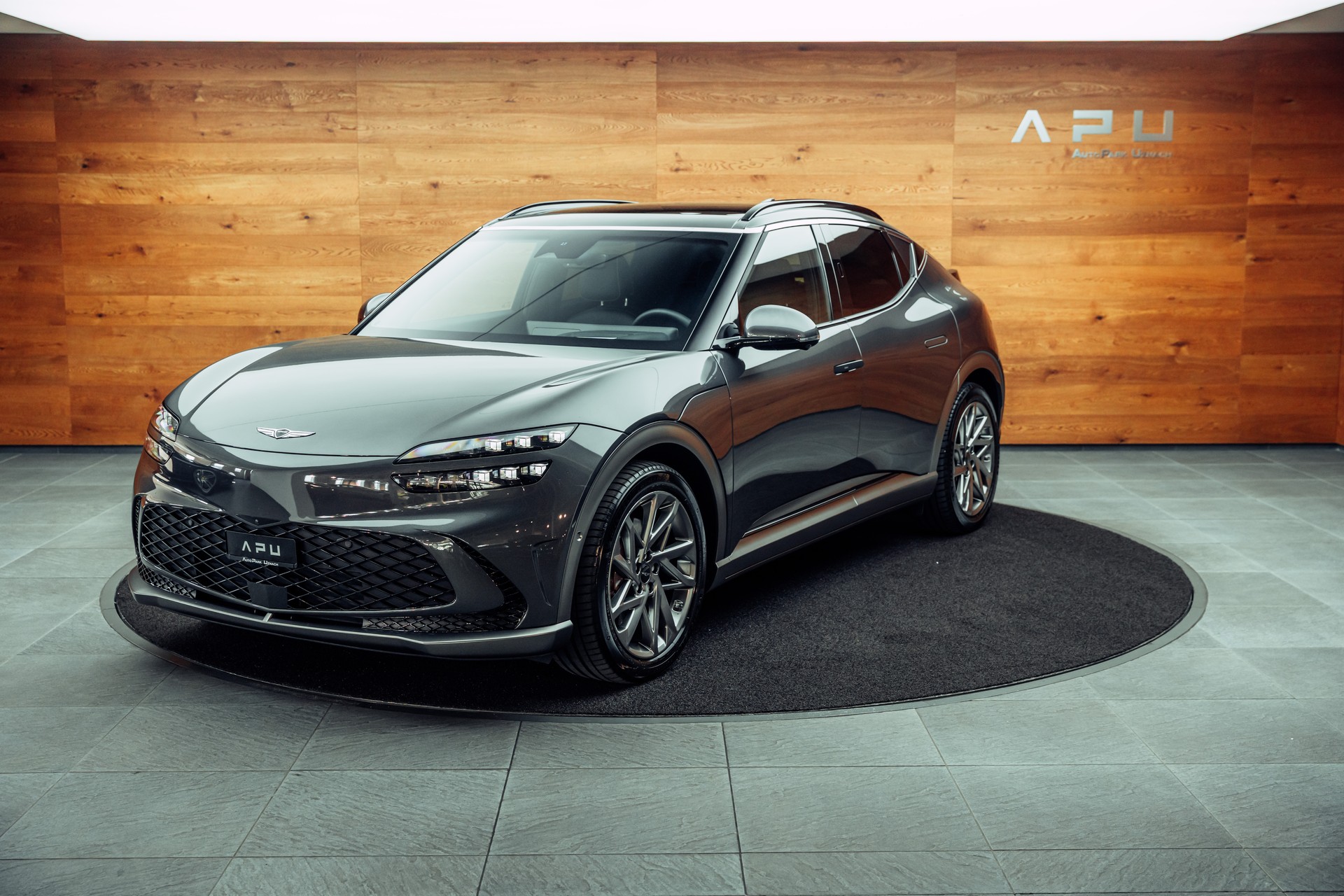 GENESIS GV60 77.4 kWh Sport AWD-showroom-element-3
