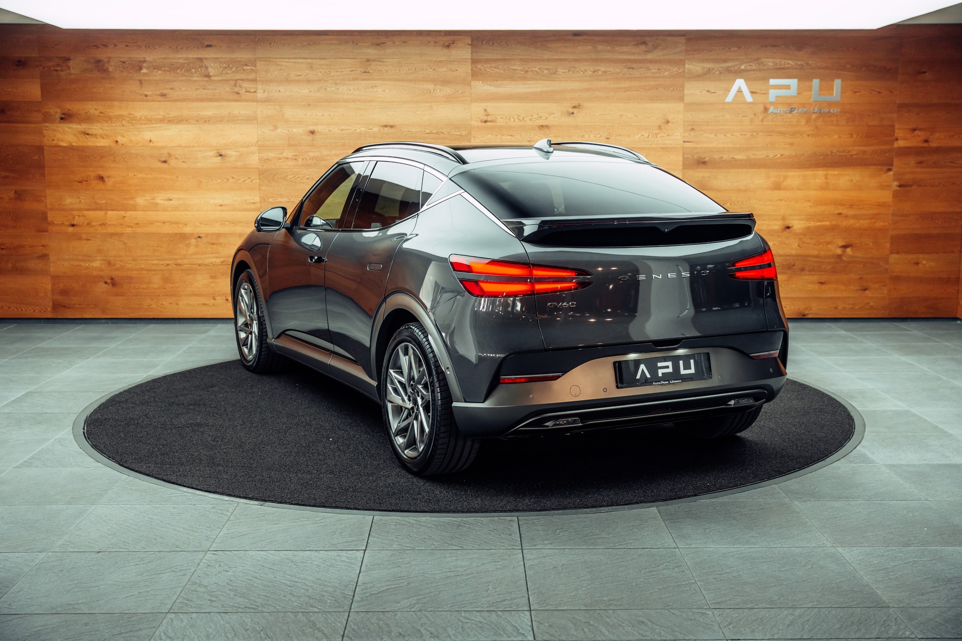 GENESIS GV60 77.4 kWh Sport AWD-showroom-element-2