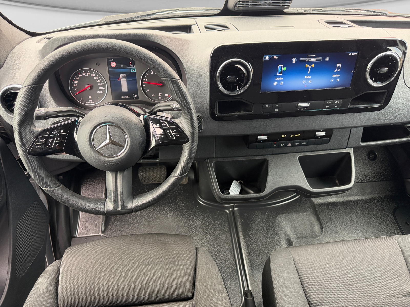 MERCEDES-BENZ Sprinter 319 CDI Standard 9G-TRONIC*IDEAL ALS CAMPERAUSBAU-image-10