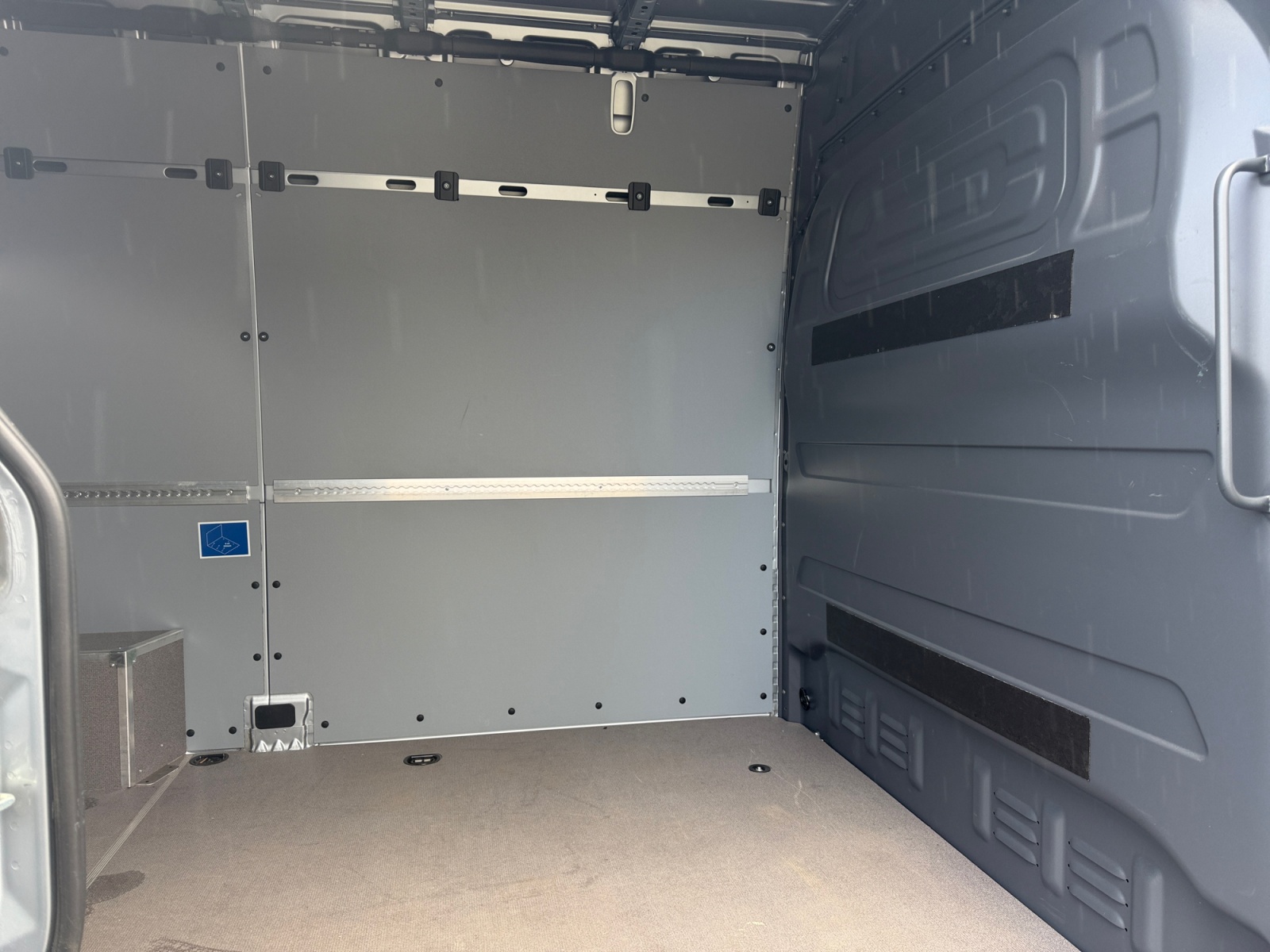 MERCEDES-BENZ Sprinter 319 CDI Standard 9G-TRONIC*IDEAL ALS CAMPERAUSBAU-image-15