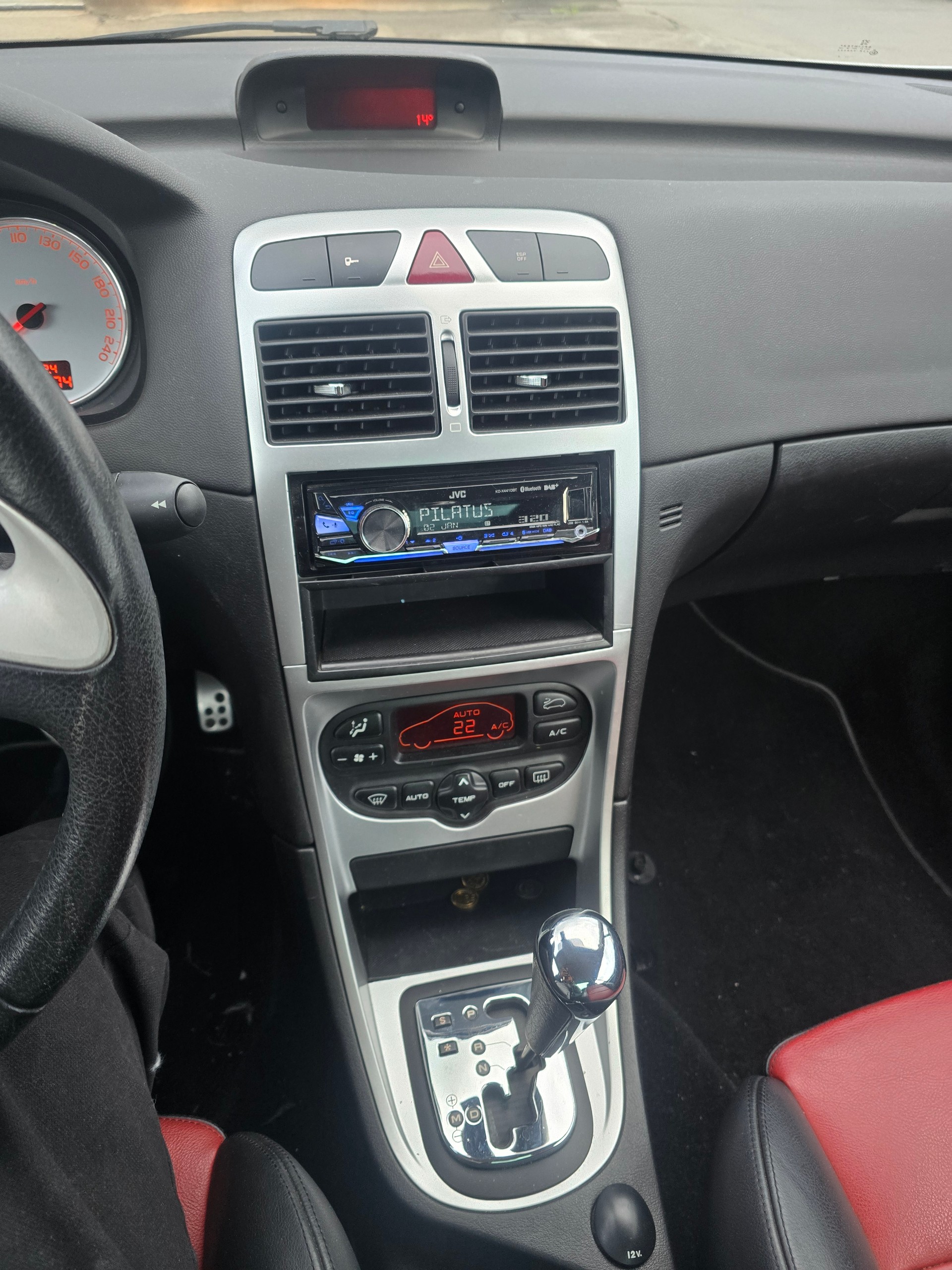 PEUGEOT 307 CC 2.0 16V-image-8