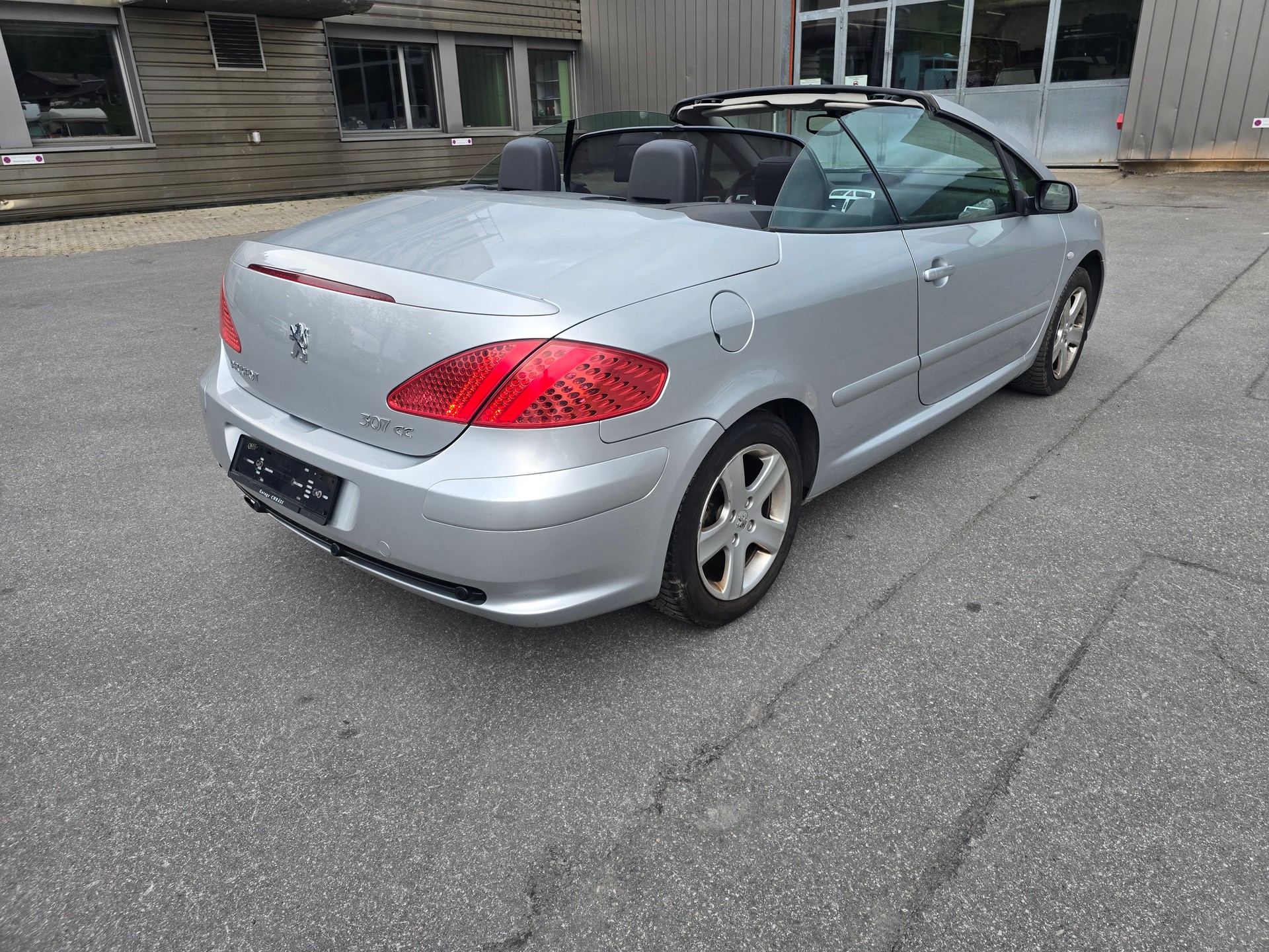 PEUGEOT 307 CC 2.0 16V-image-6
