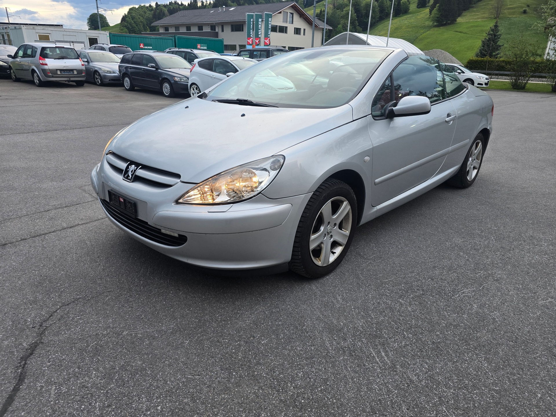 PEUGEOT 307 CC 2.0 16V-image-2