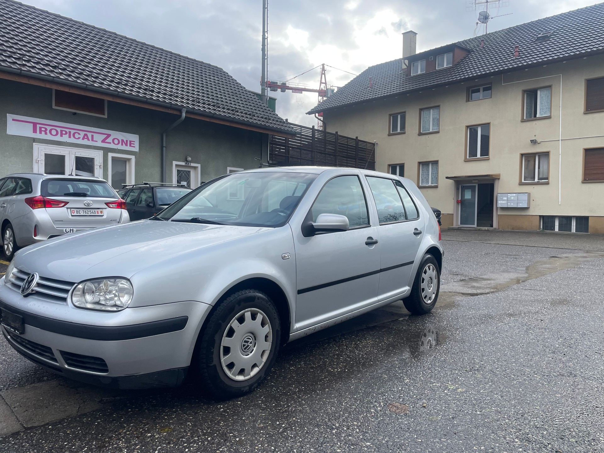 VW Golf 1.6 16V Trendline-image-2