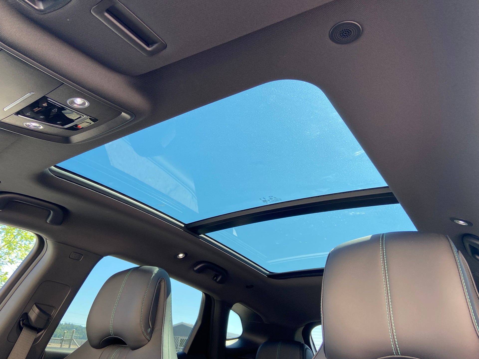 BYD Seal U DM-i Comfort-showroom-element-3
