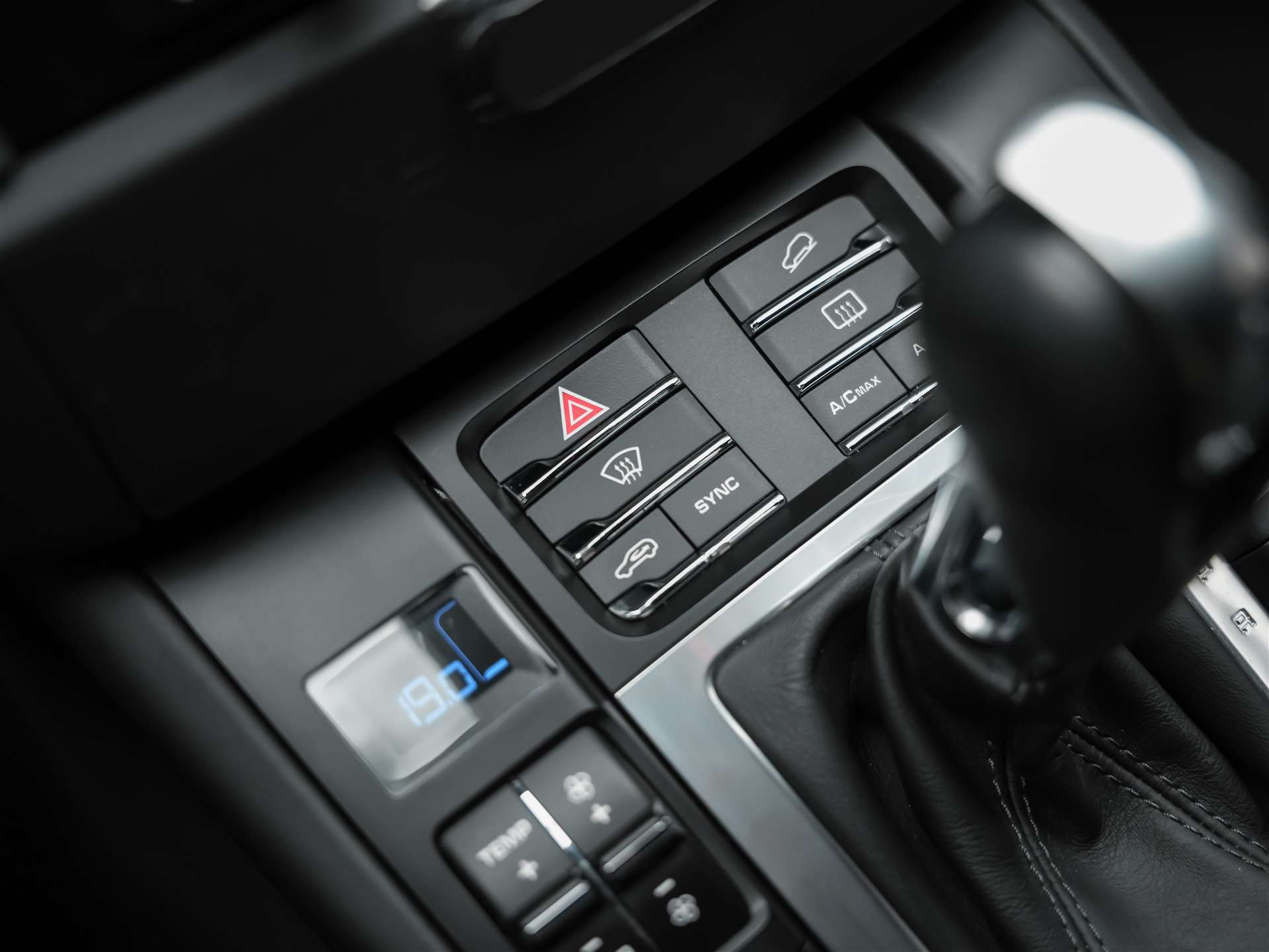 PORSCHE Macan 3.0 V6 S Diesel *Xenon-Scheinwerfer*Sitzheizung*Rückfahrkamera*-image-22