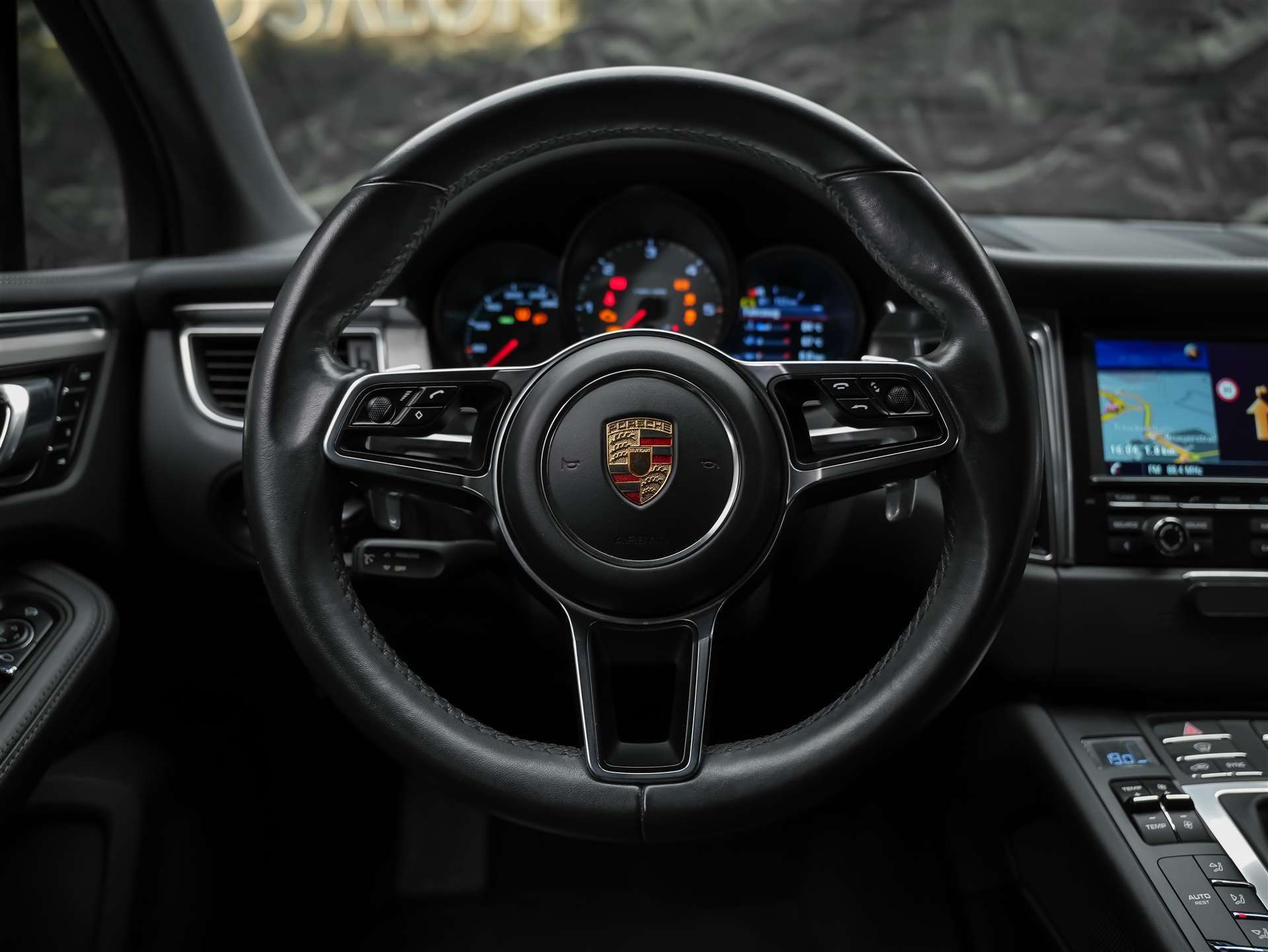PORSCHE Macan 3.0 V6 S Diesel *Xenon-Scheinwerfer*Sitzheizung*Rückfahrkamera*-image-18