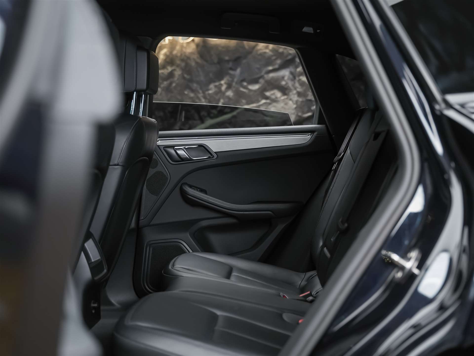 PORSCHE Macan 3.0 V6 S Diesel *Xenon-Scheinwerfer*Sitzheizung*Rückfahrkamera*-image-11