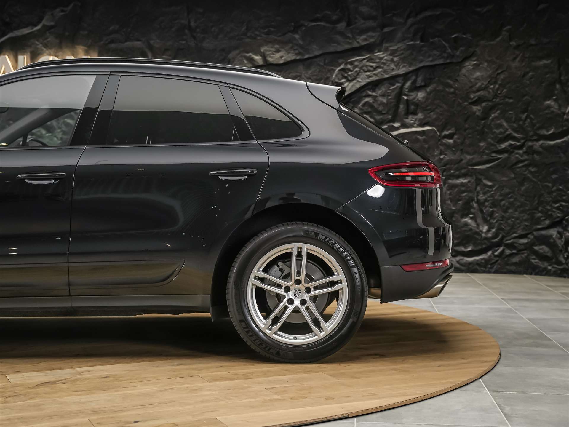 PORSCHE Macan 3.0 V6 S Diesel *Xenon-Scheinwerfer*Sitzheizung*Rückfahrkamera*-image-16