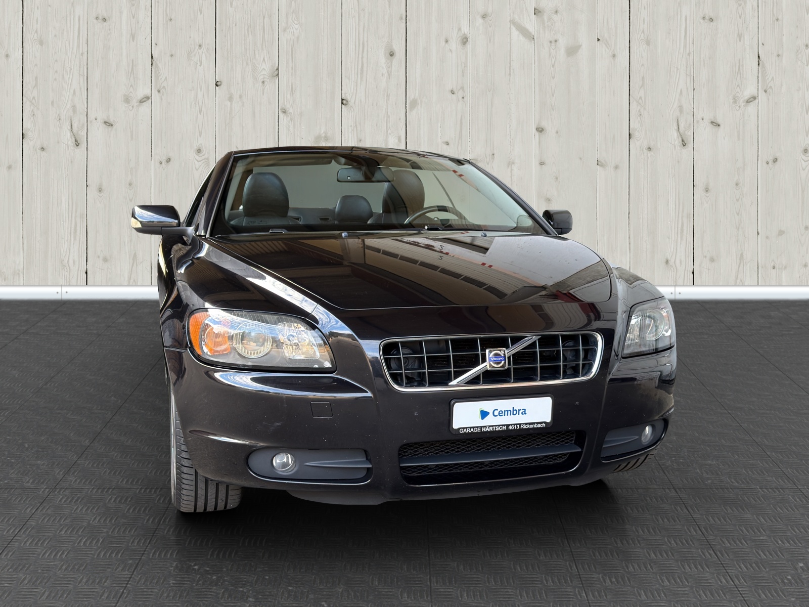 VOLVO C70 2.4i Momentum-image-1