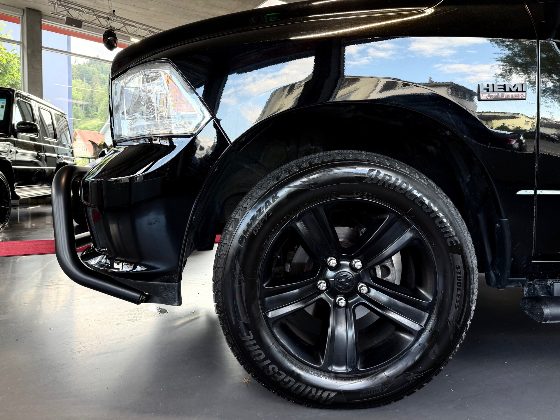 DODGE 1500 CREW CAB ** HEMI 5.7L **-image-8