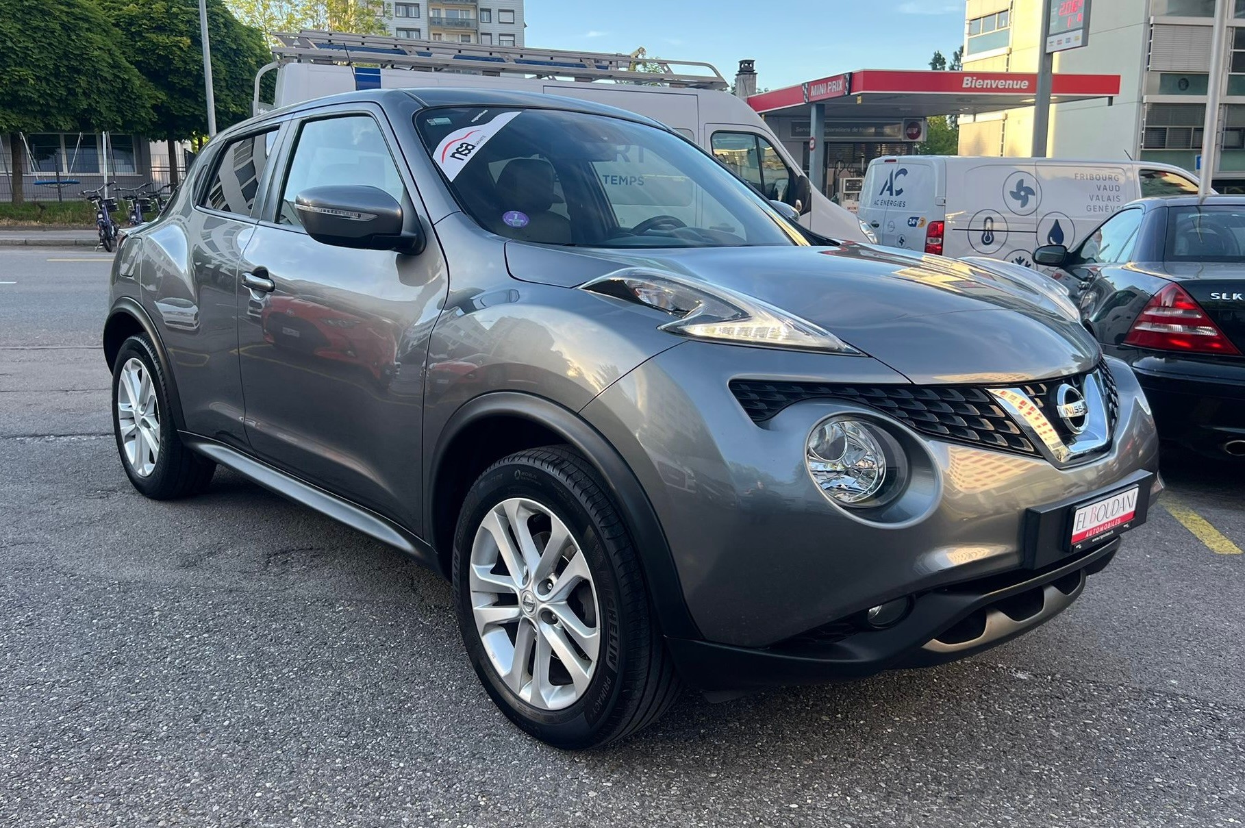 NISSAN Juke 1.6 DIG-T N-Connecta 4x4 Xtronic M-CVT-image-2