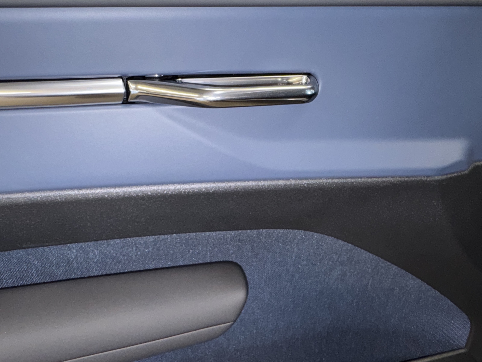 VOLVO EX30 P8 Ultra AWD-image-12