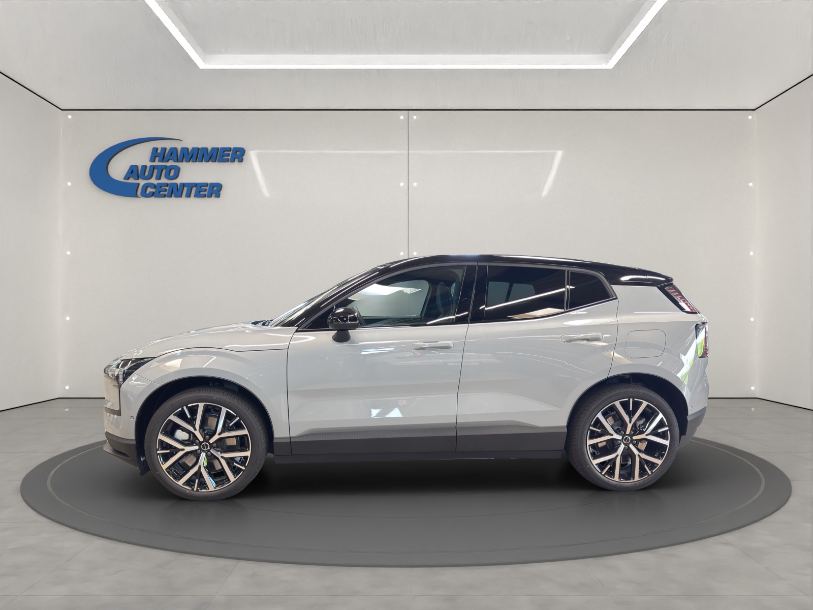 VOLVO EX30 P8 Ultra AWD-image-1