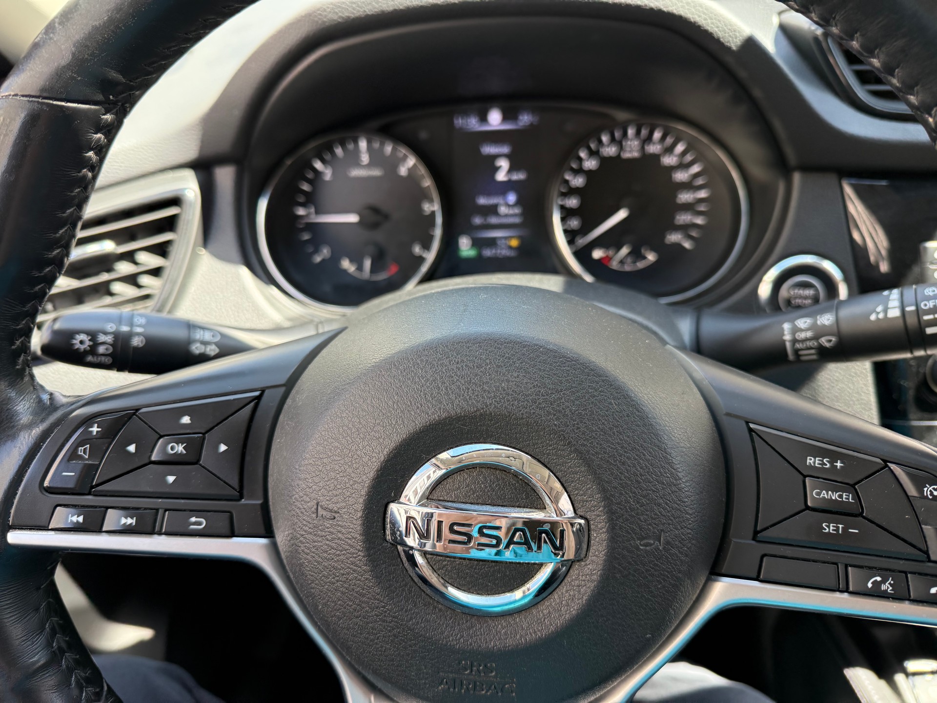 NISSAN X-Trail 2.0 dCi tekna Xtronic CVT ALL-MODE 4x4-image-6