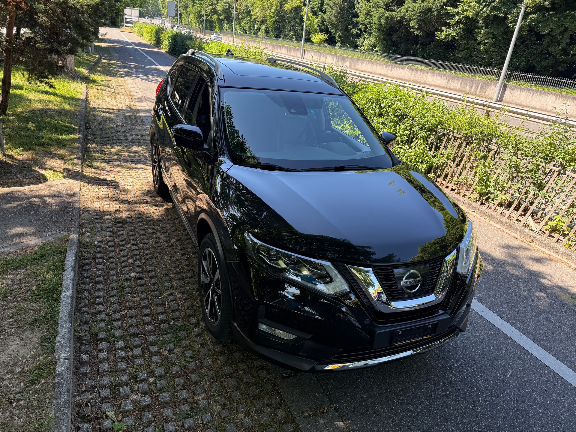 NISSAN X-Trail 2.0 dCi tekna Xtronic CVT ALL-MODE 4x4-image-3