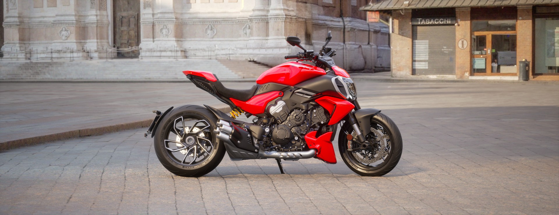 DUCATI DIAVEL V4