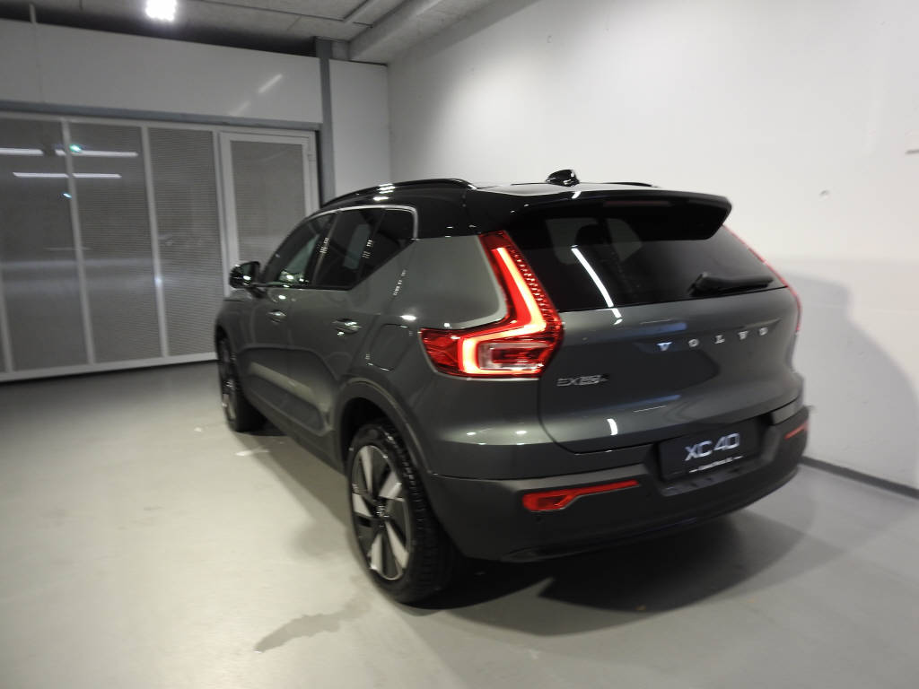 VOLVO EX40 Twin Ultra AWD-showroom-element-3