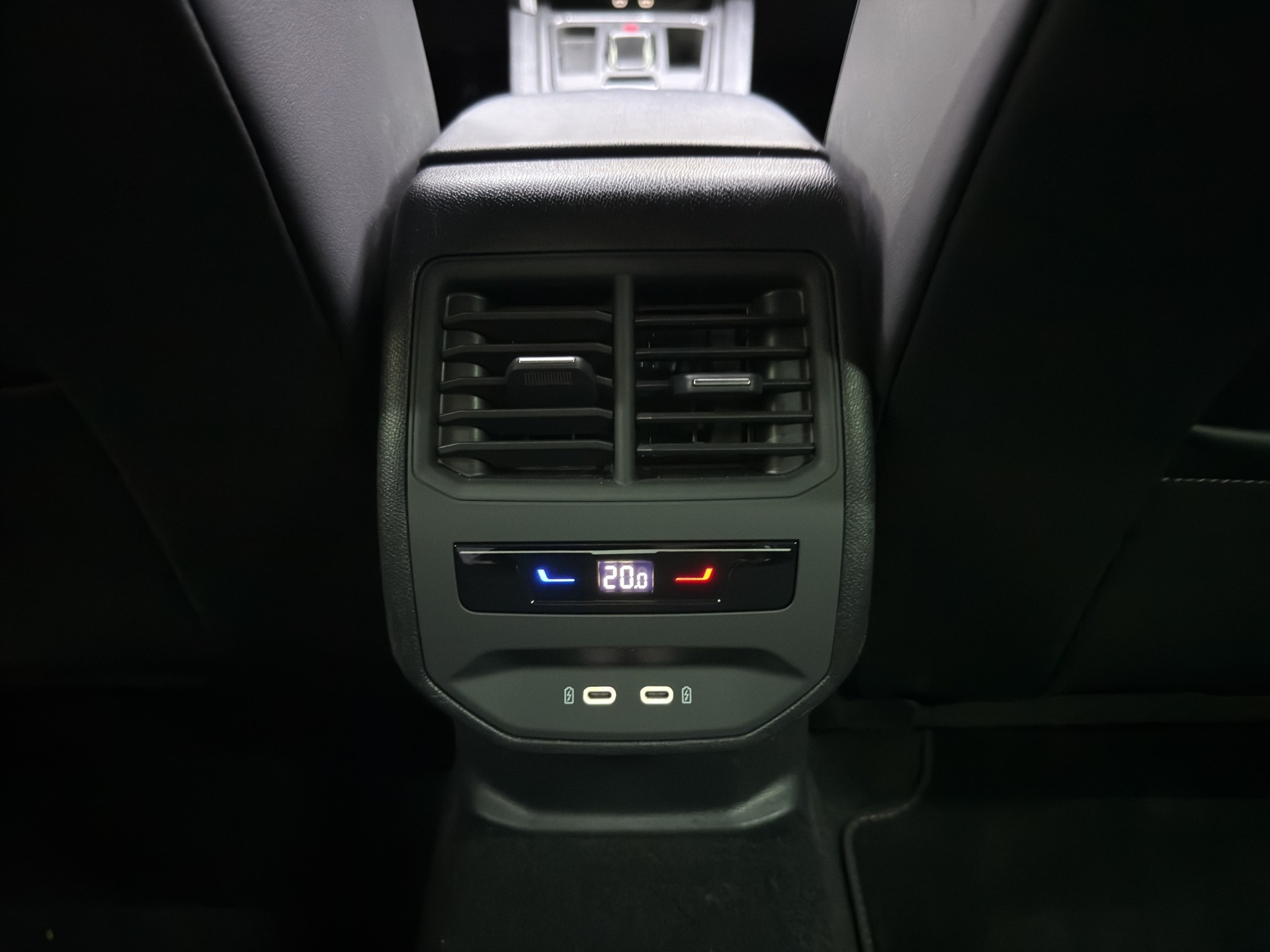CUPRA LEON VZ 2.0 TSI DSG-image-31