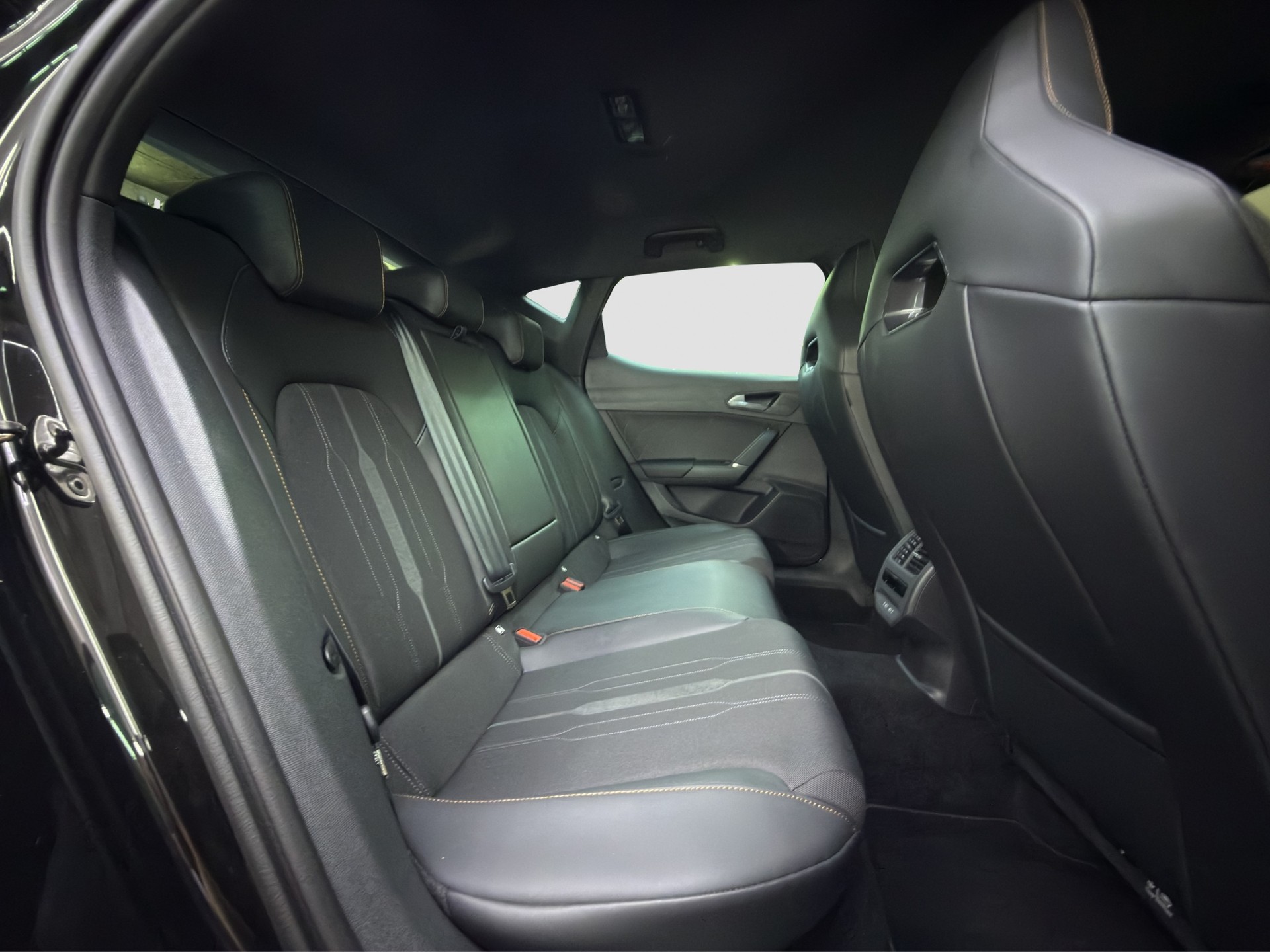 CUPRA LEON VZ 2.0 TSI DSG-image-14