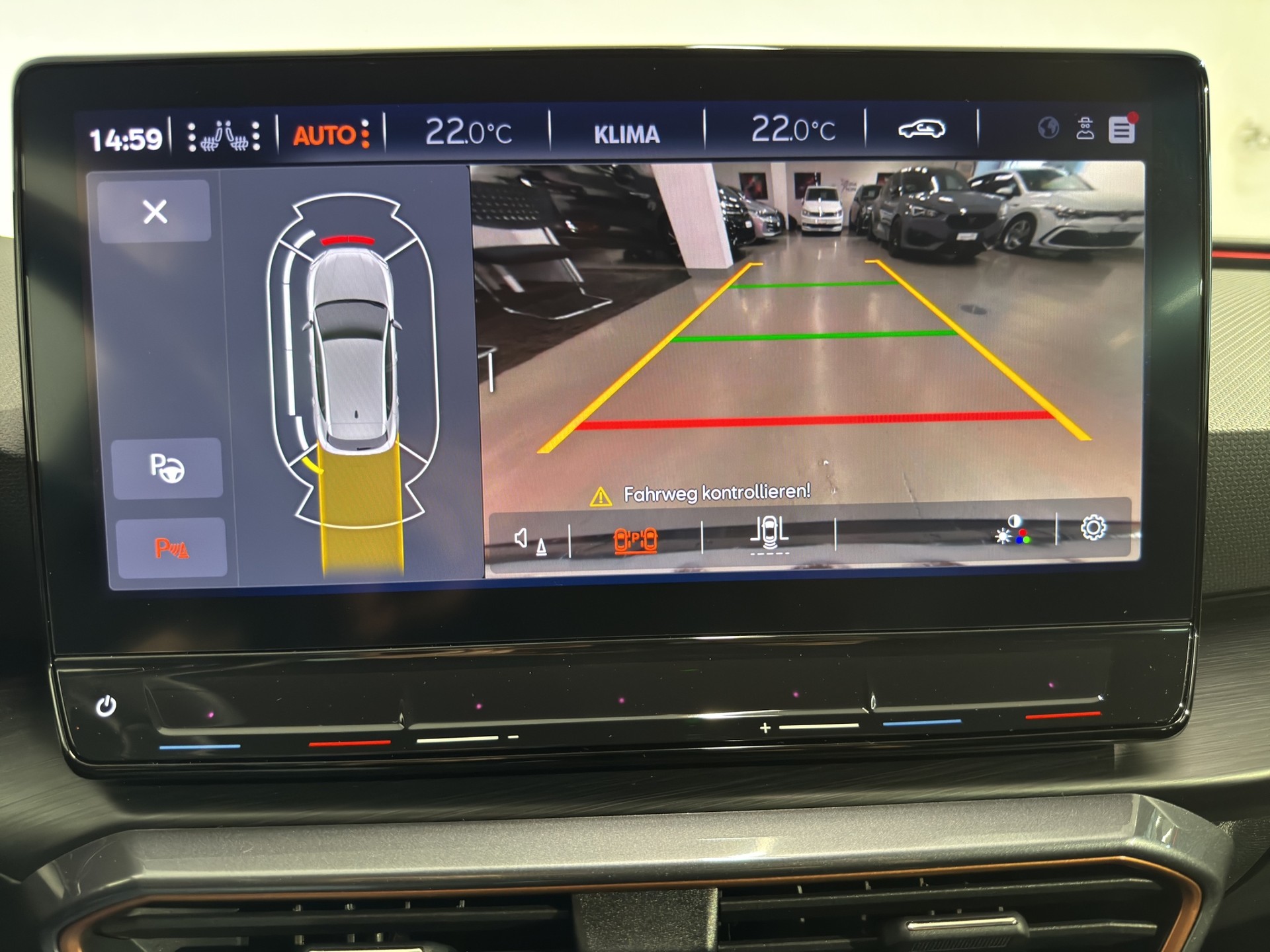 CUPRA LEON VZ 2.0 TSI DSG-image-15