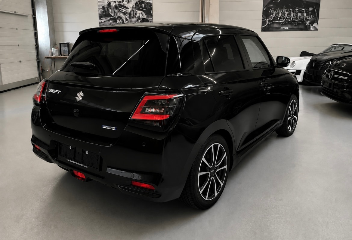 SUZUKI Swift 1.2 1st Edition Hybrid CVT-showroom-element-1