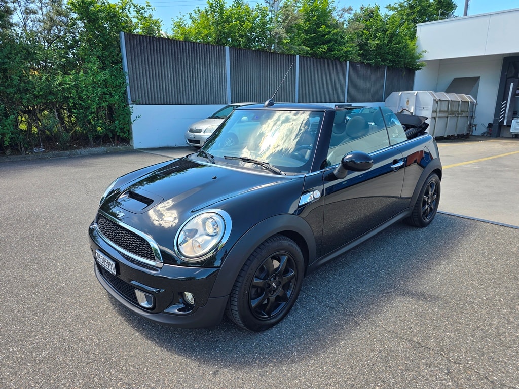 MINI Cabrio R57 1.6i Cooper S-image-12