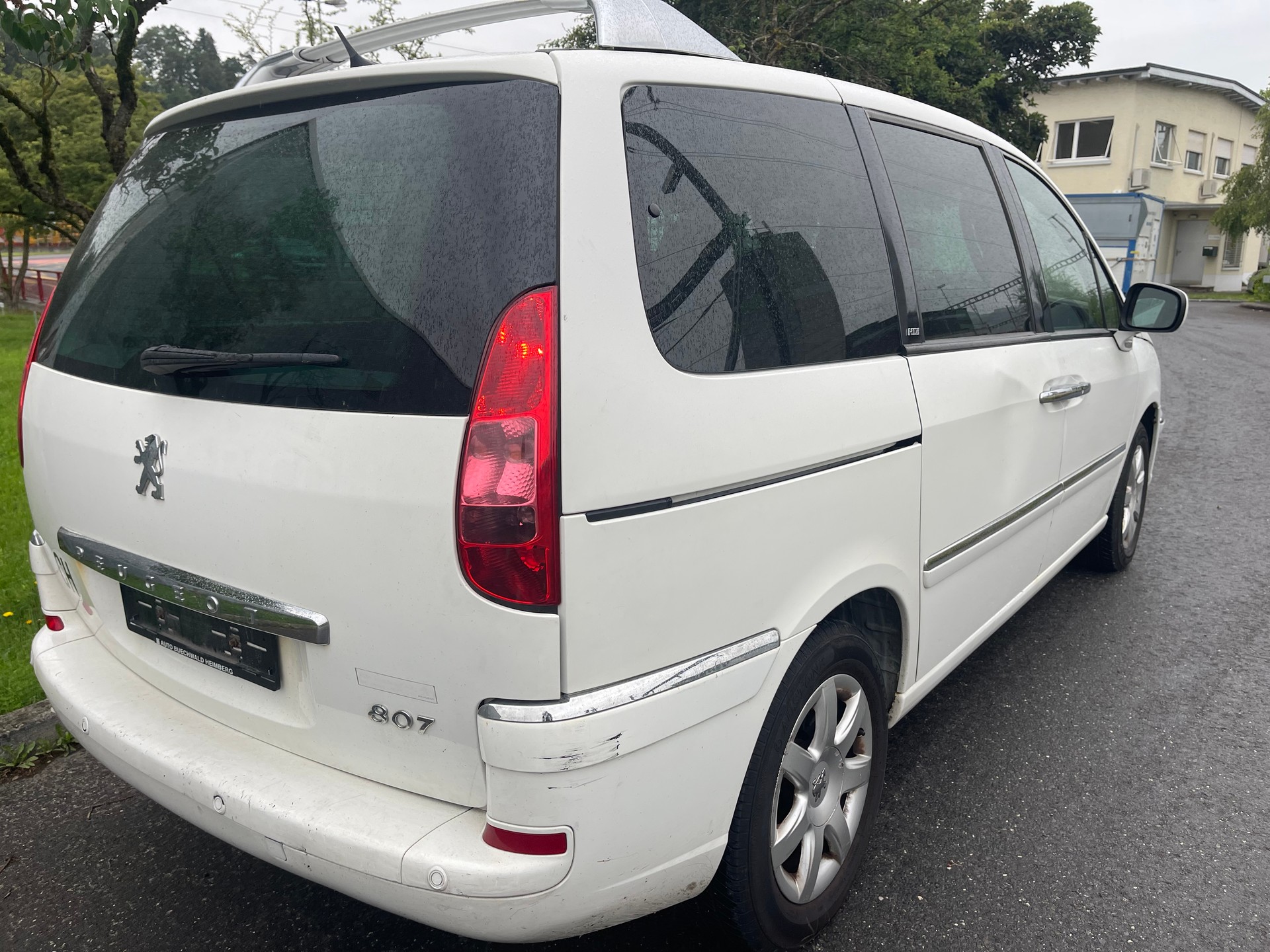PEUGEOT 807 2.0 16V HDi Family-image-3