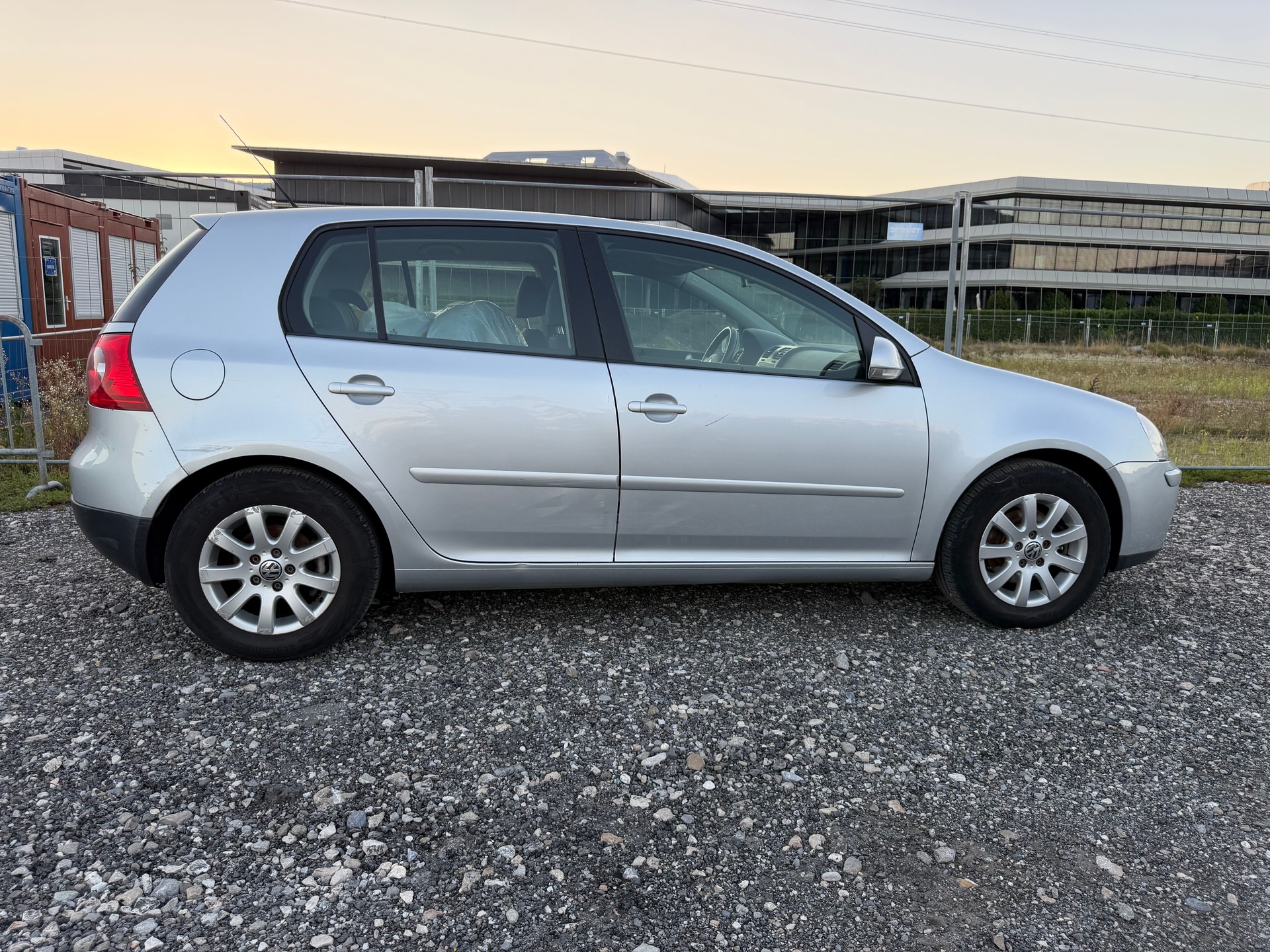 VW Golf 1.9 TDI Comfortline 4Motion-image-4