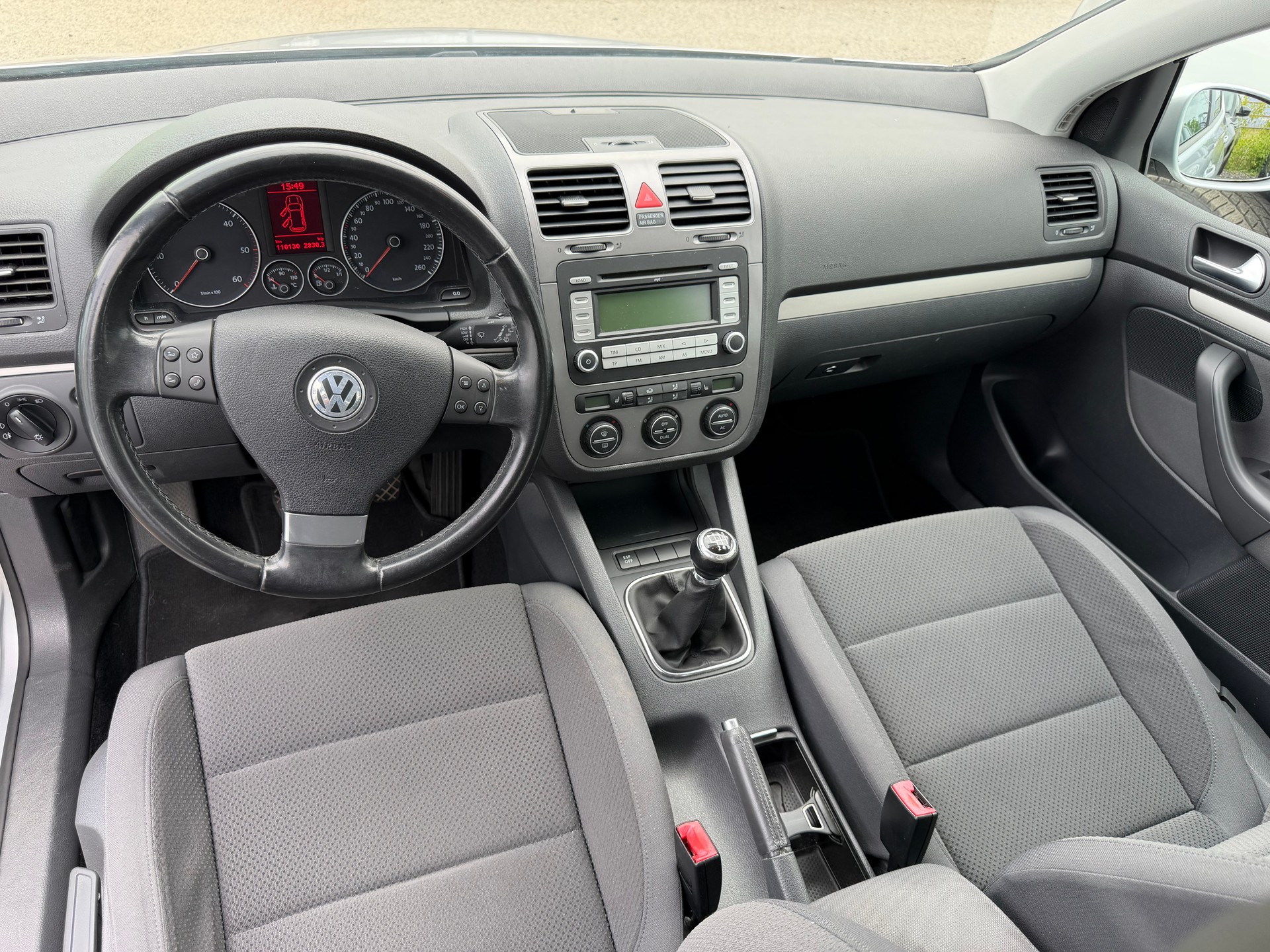 VW Golf 1.9 TDI Comfortline 4Motion-image-7
